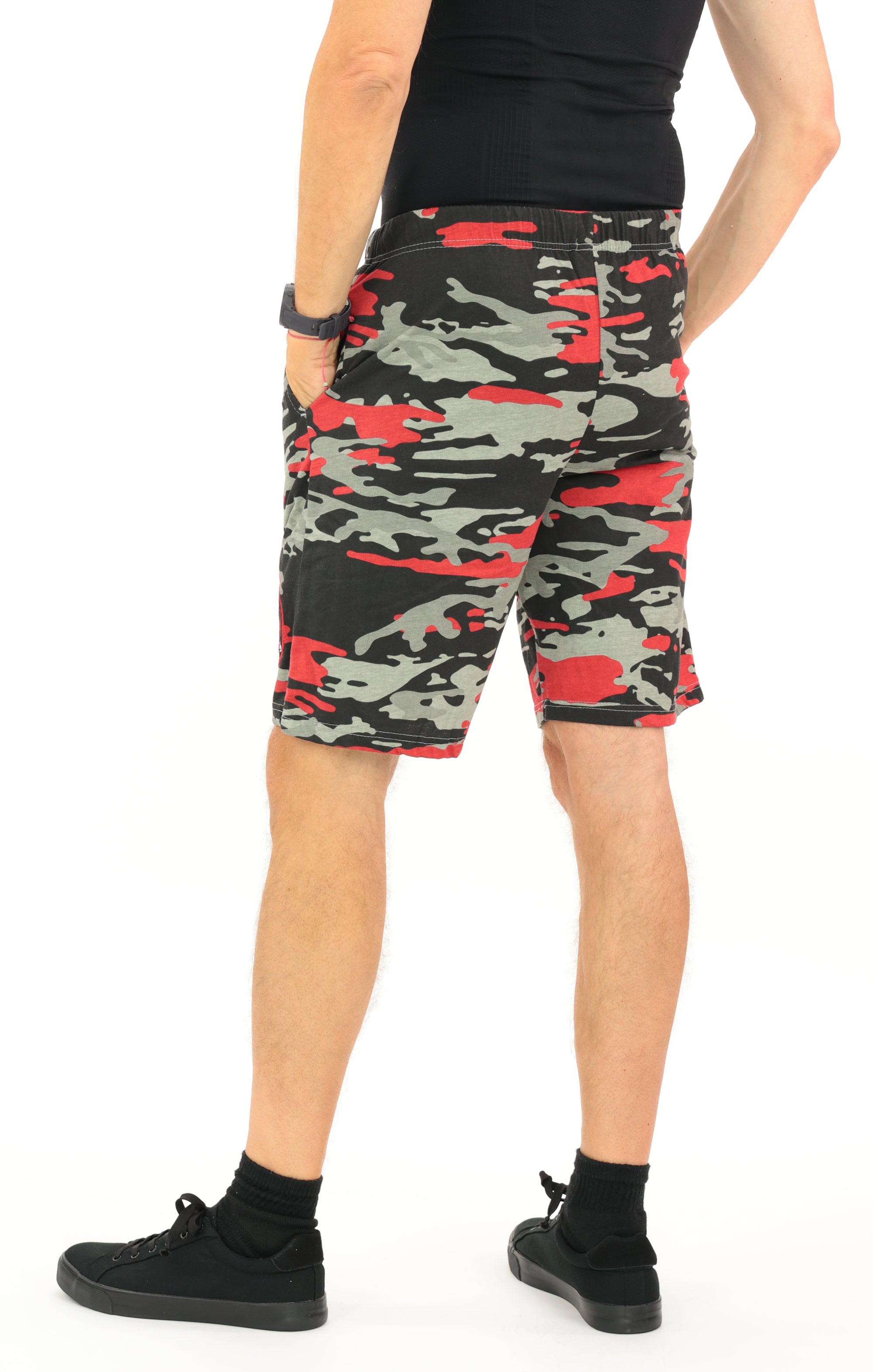 Zubaz NFL Adult Unisex Z88 Embroidered Alt Camo Shorts, Atlanta Falcons