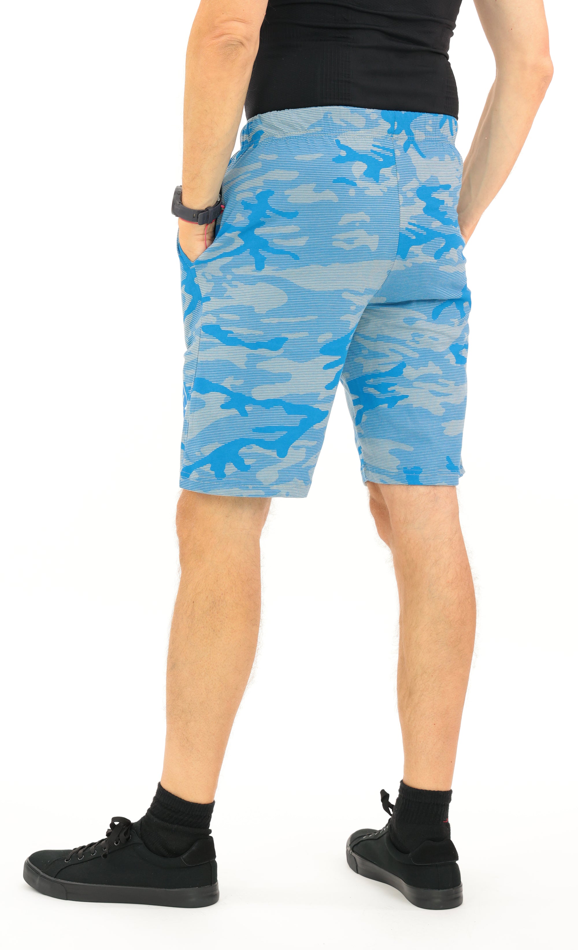 Zubaz NFL Adult Unisex Z88 Camo Lines Shorts, Detroit Lions