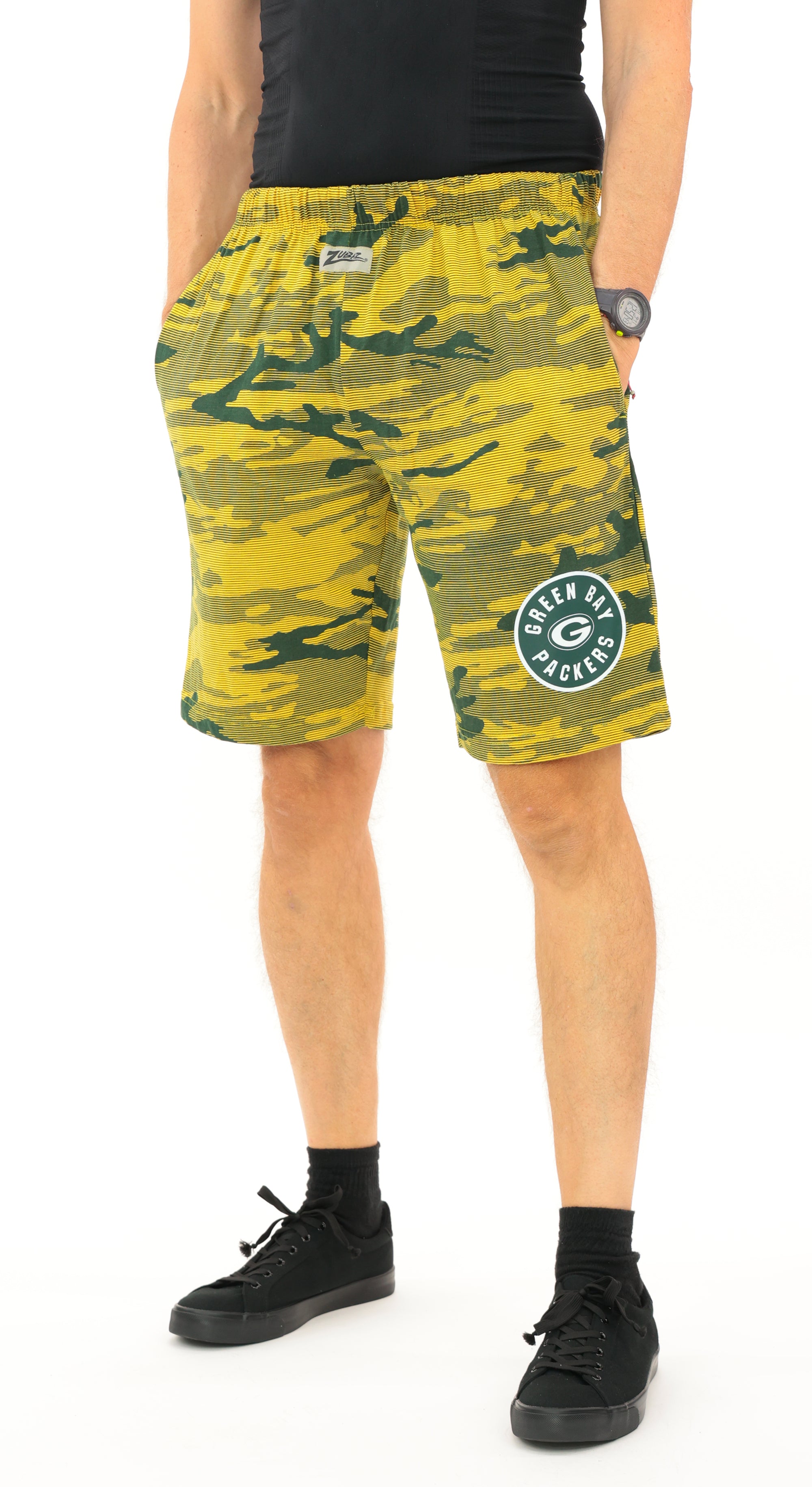 Zubaz NFL Adult Unisex Z88 Camo Lines Shorts, Green Bay Packers