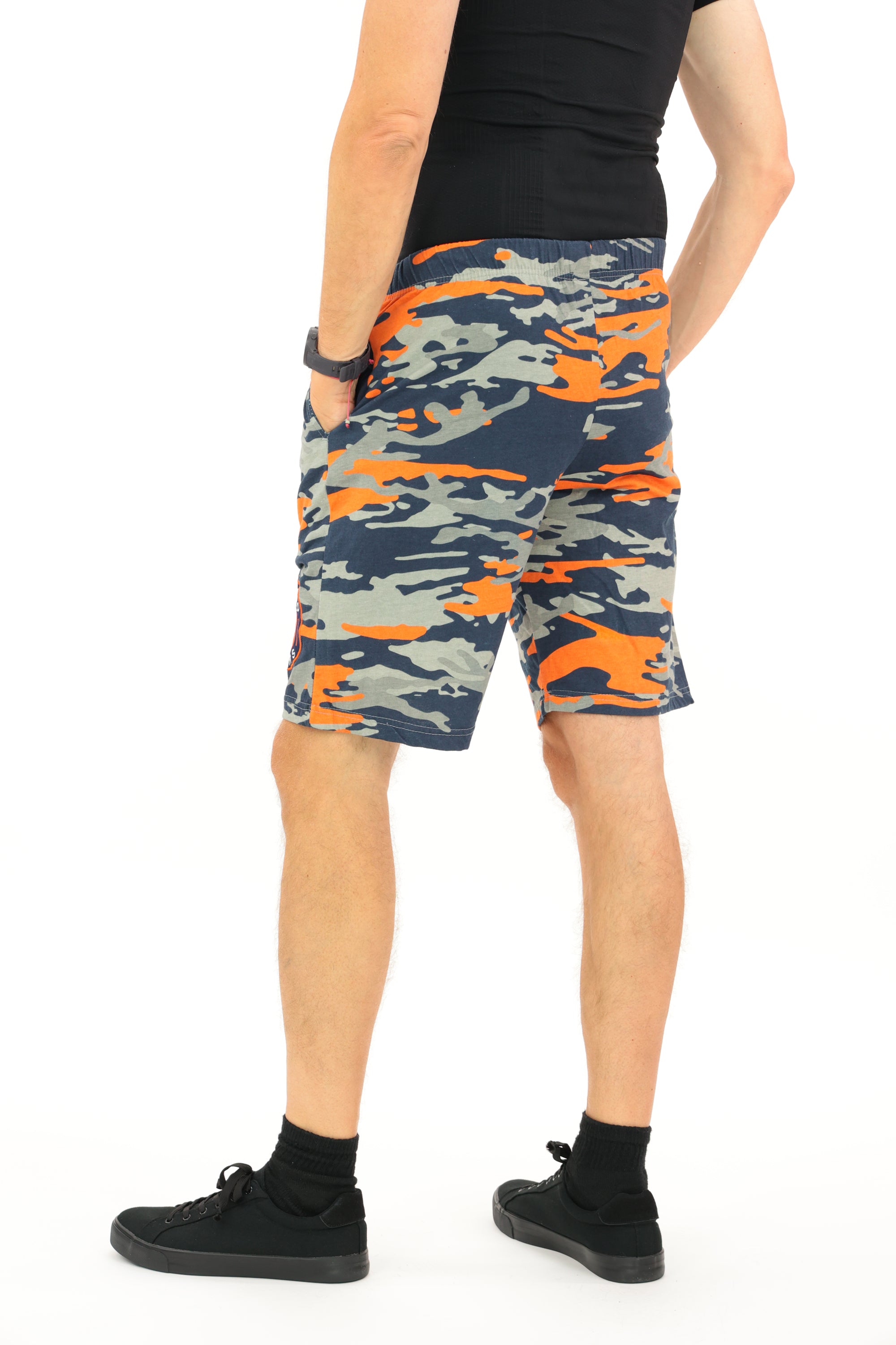 Zubaz NFL Adult Unisex Z88 Embroidered Alt Camo Shorts, Chicago Bears