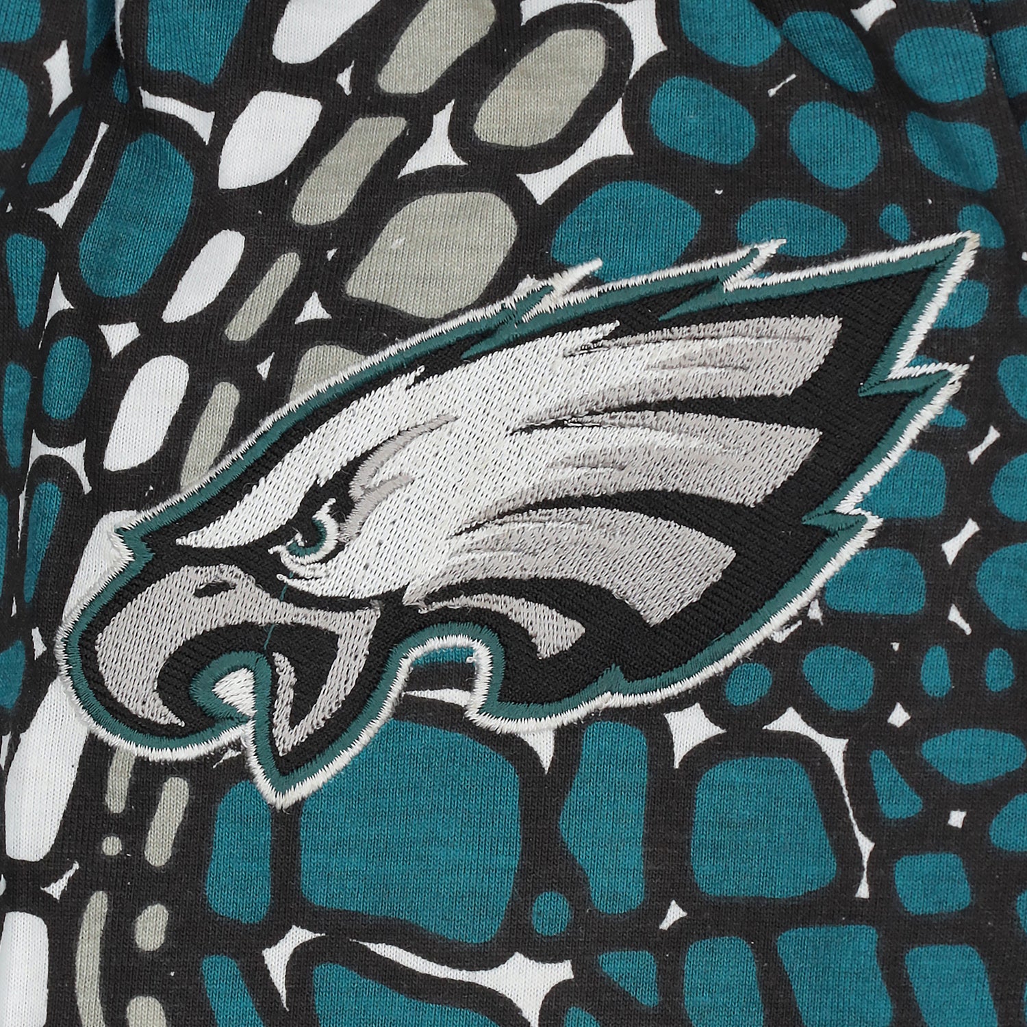 Zubaz NFL Adult Unisex Z88 Embroidered Gator 3 Color Shorts, Philadelphia Eagles
