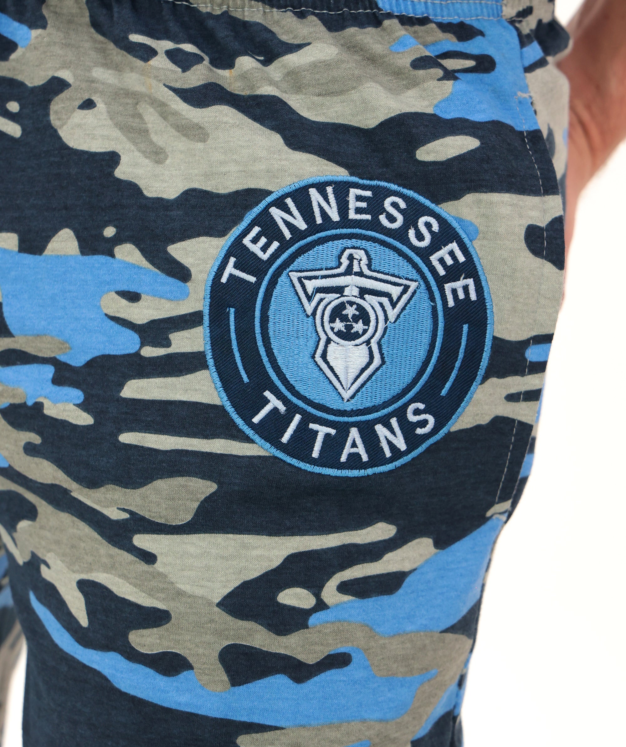 Zubaz NFL Adult Unisex Z88 Embroidered Alt Camo Pants, Tennessee Titans