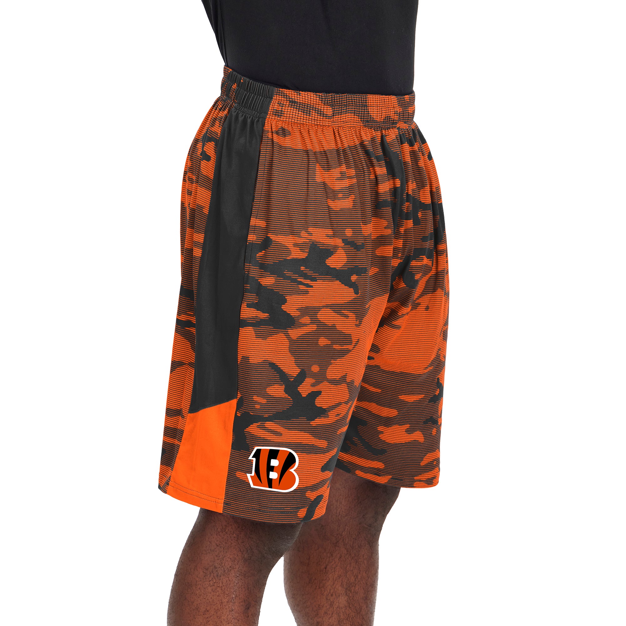 Zubaz NFL Men's CINCINNATI BENGALS BLACK/ORANGE CAMO LINES SHORT W/ SOLID SIDE PANELS Large