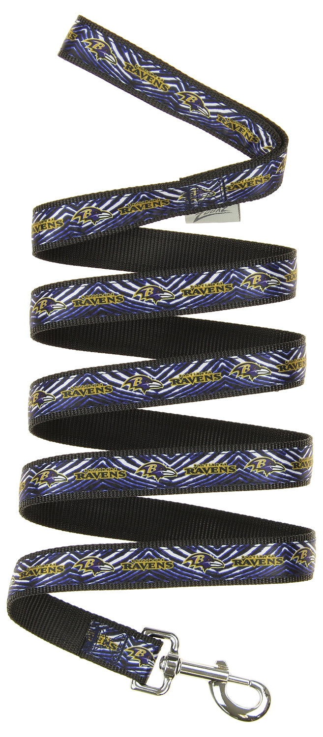 Zubaz X Pets First NFL Baltimore Ravens Team Logo Leash For Dogs - Official NFL Ravens Zubaz Apparel (1 of 4)