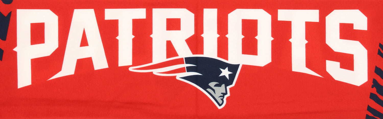 FOCO X Zubaz NFL Collab 3 Pack Glove Scarf & Hat Outdoor Winter Set, New England Patriots