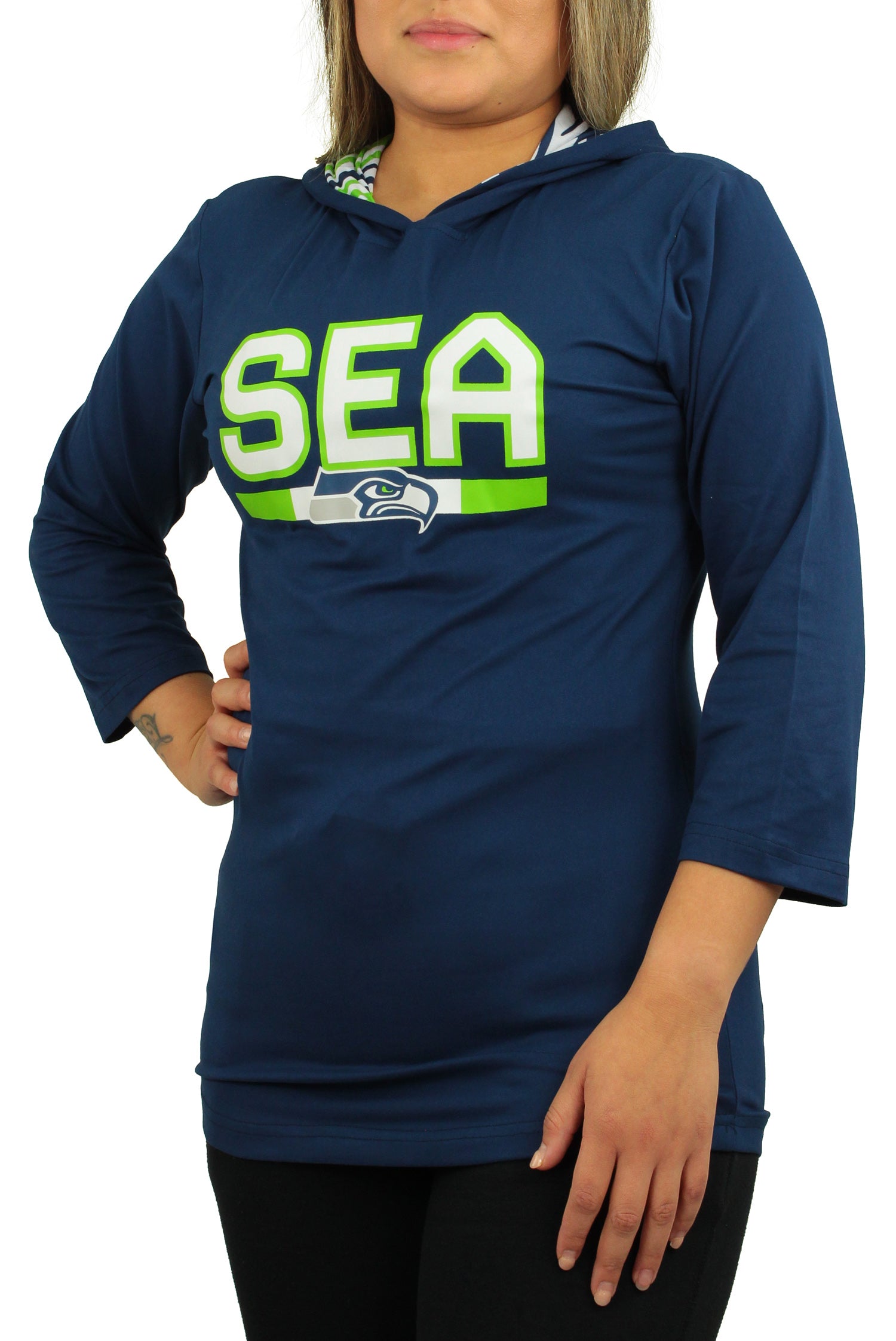 Zubaz NFL Women's Seattle Seahawks Solid Team Color Lightweight Pullover