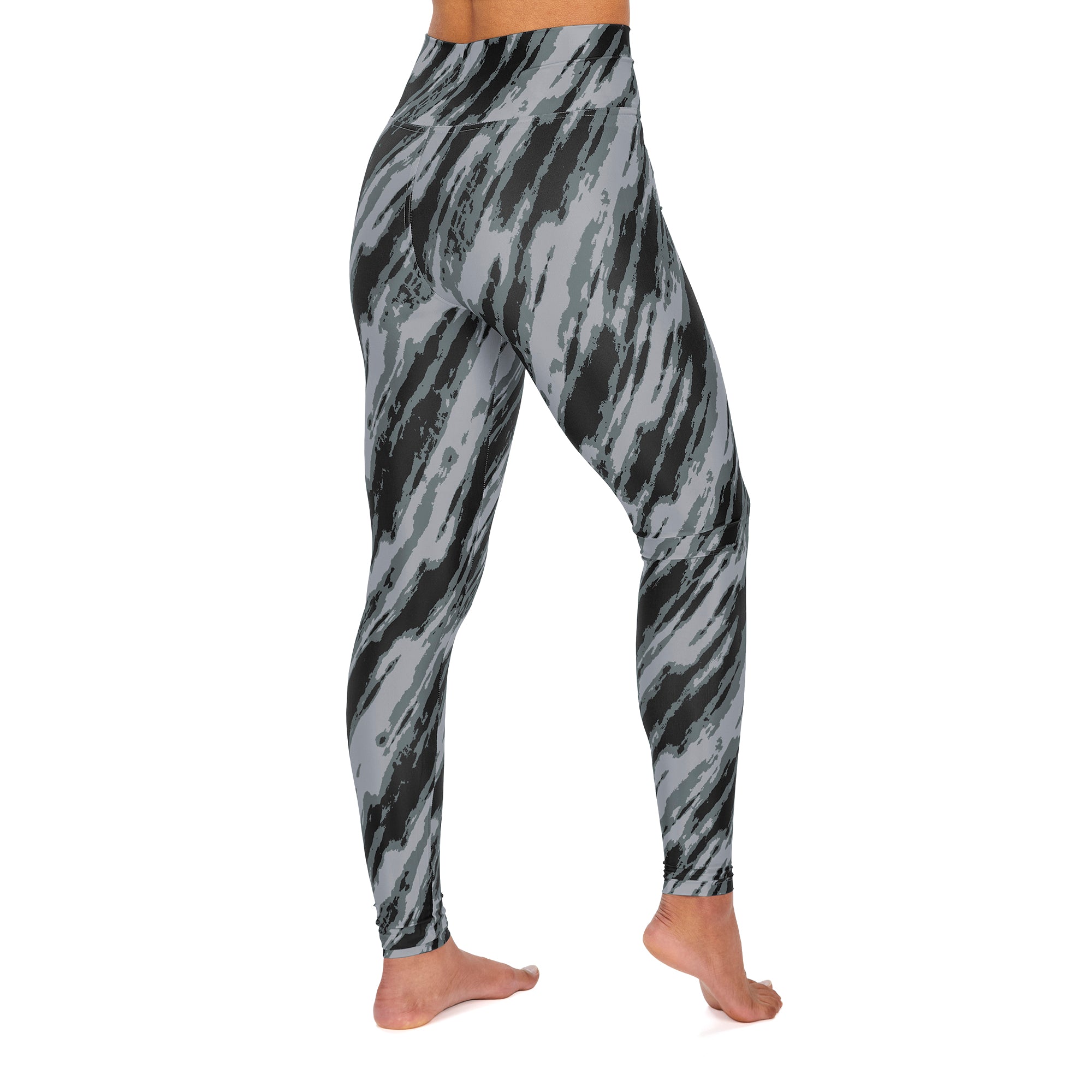 Zubaz NFL Women's Las Vegas Raiders Diagonal Streak Leggings