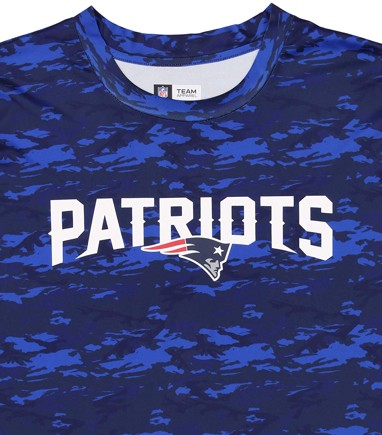 Zubaz NFL Football Men's New England Patriots Tonal Camo T-Shirt