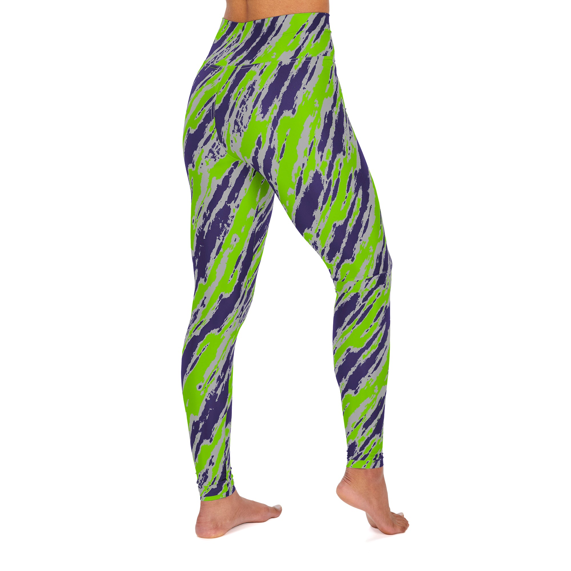 Zubaz NFL Women's Seattle Seahawks Diagonal Streak Leggings