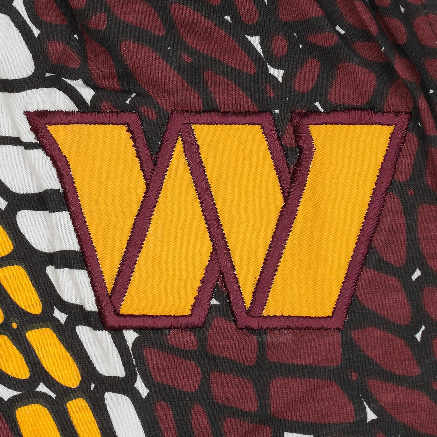 Zubaz NFL Adult Unisex Z88 Embroidered Gator 3 Color Pants, Washington