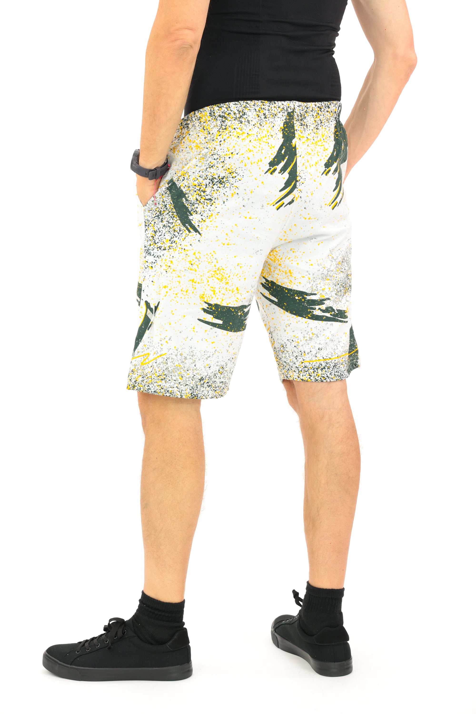 Zubaz NFL Adult Unisex Z88 Embroidered Confetti 3 Team Color Shorts, Green Bay Packers