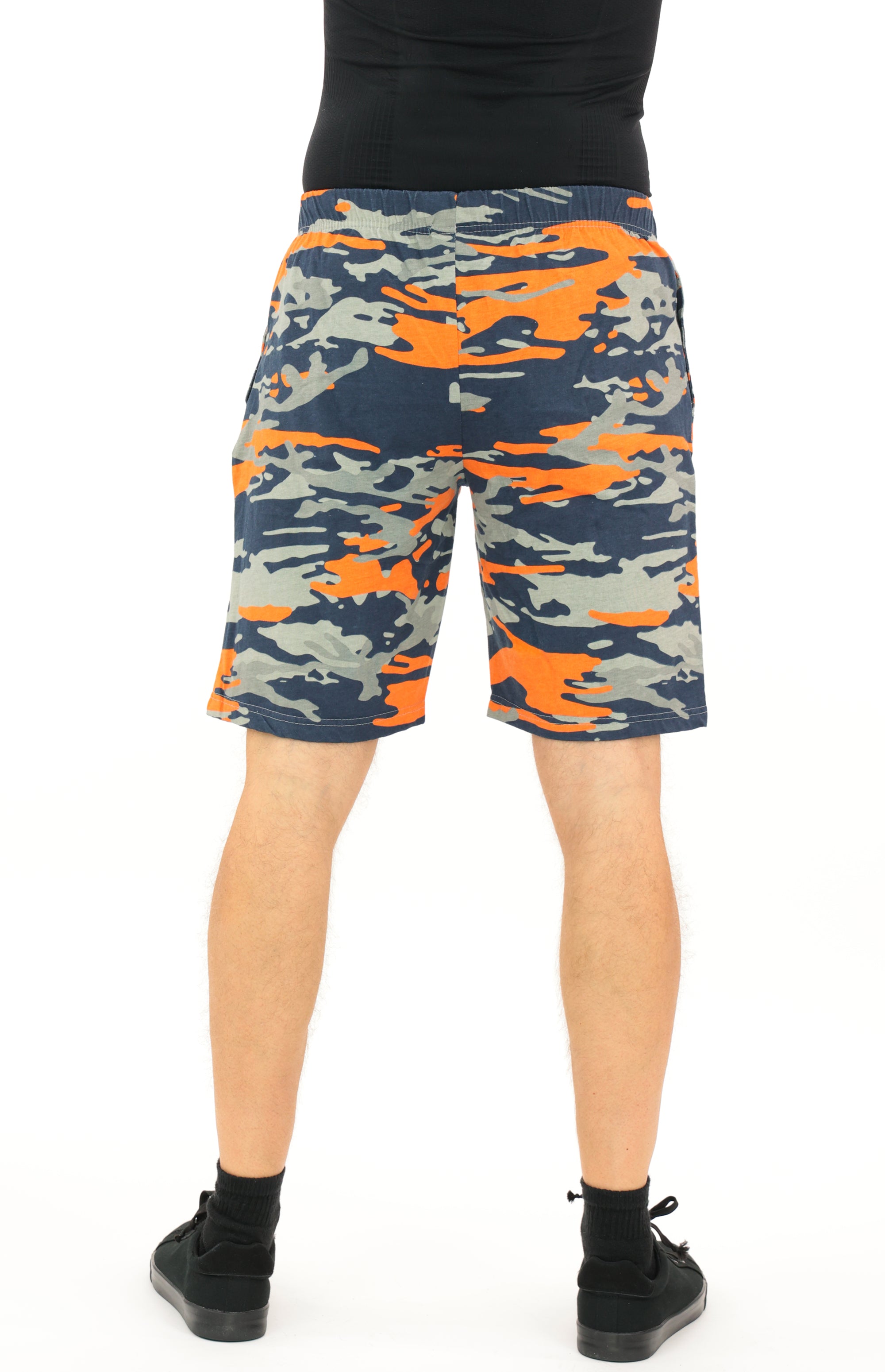 Zubaz NFL Adult Unisex Z88 Embroidered Alt Camo Shorts, Chicago Bears
