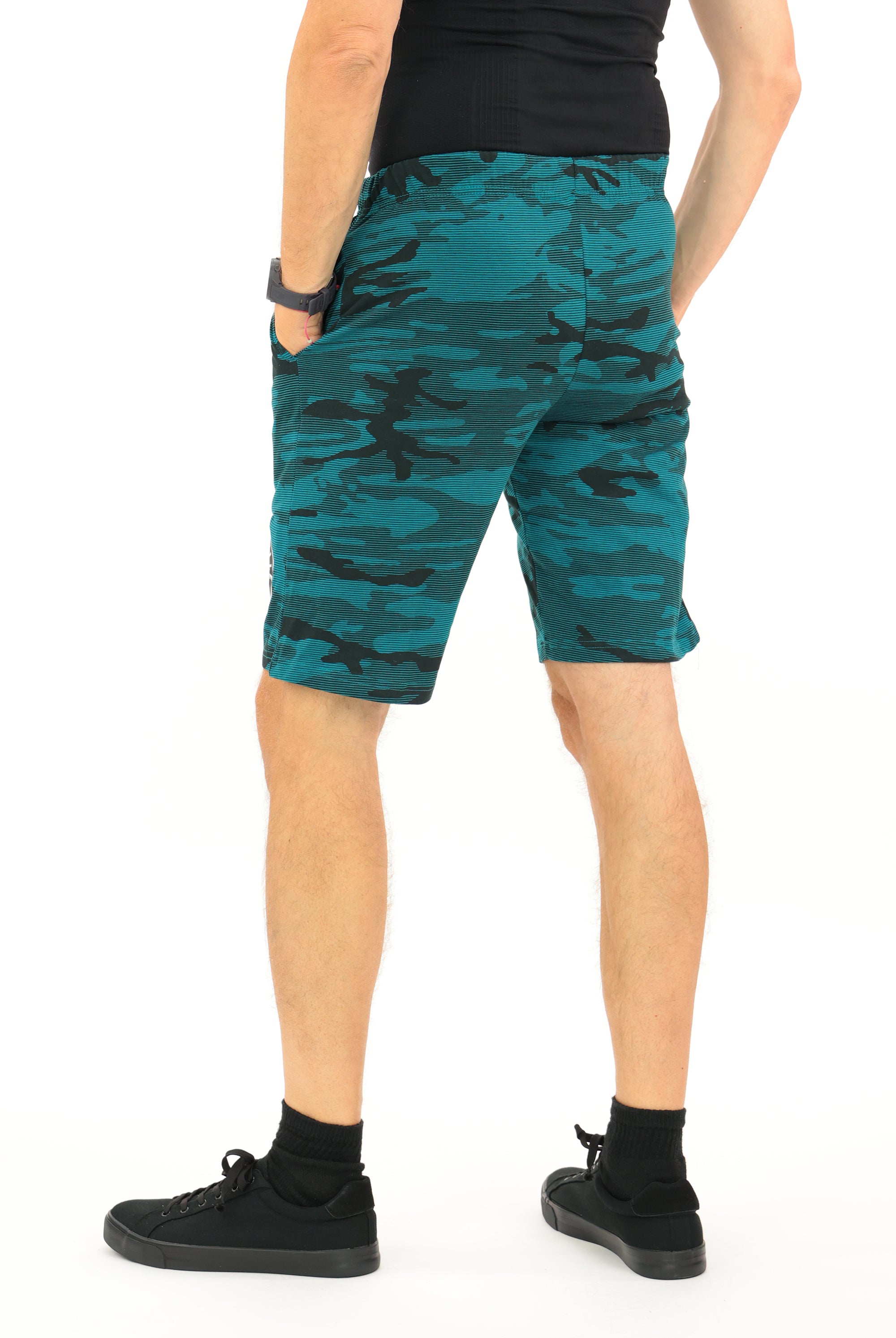Zubaz NFL Adult Unisex Z88 Camo Lines Shorts, Jacksonville Jaguars