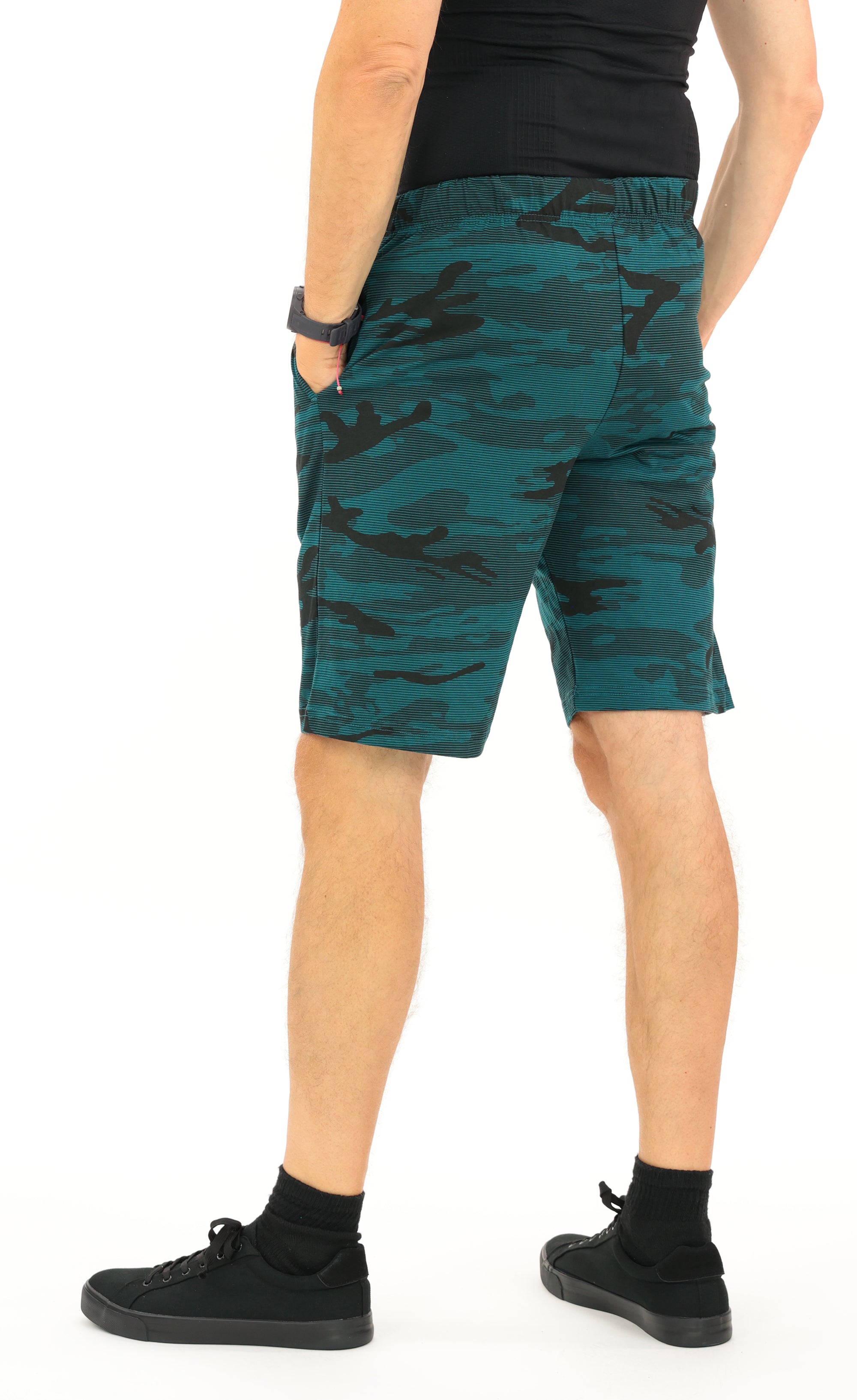 Zubaz NFL Adult Unisex Z88 Camo Lines Shorts, Philadelphia Eagles