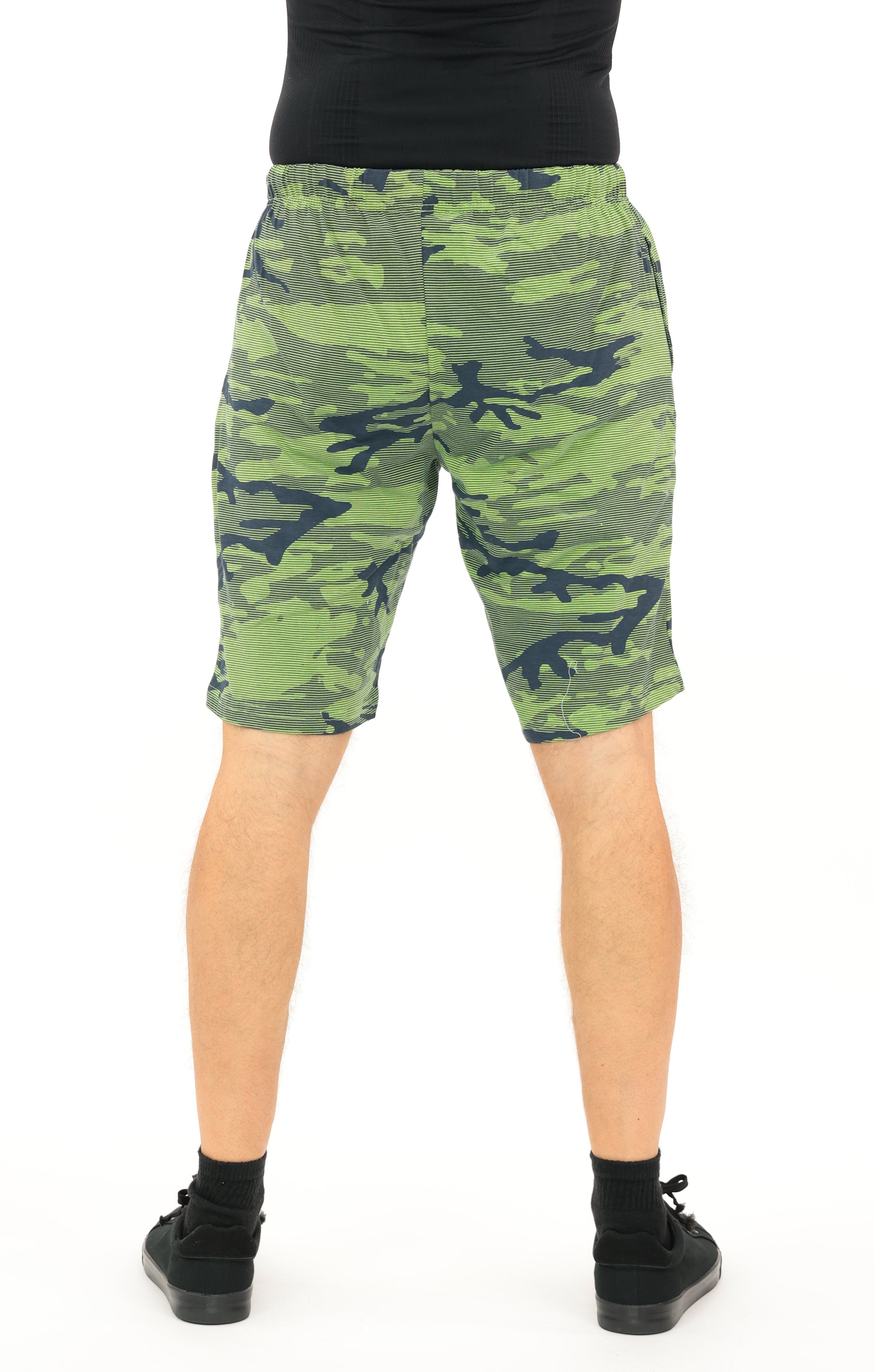 Zubaz NFL Adult Unisex Z88 Camo Lines Shorts, Seattle Seahawks