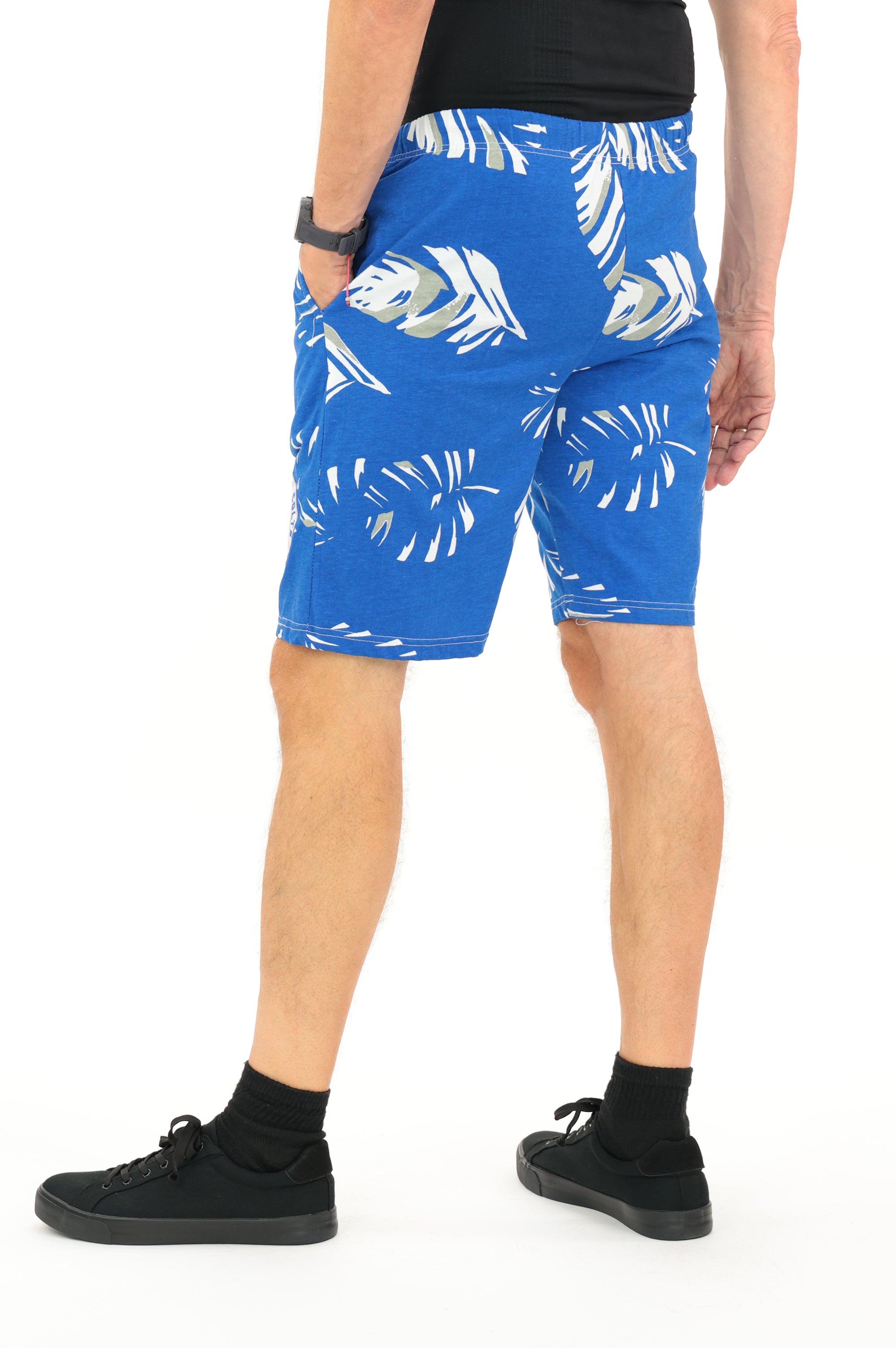 Zubaz NFL Adult Unisex Z88 Embroidered Leaf 3 Team Color Shorts, Indianapolis Colts