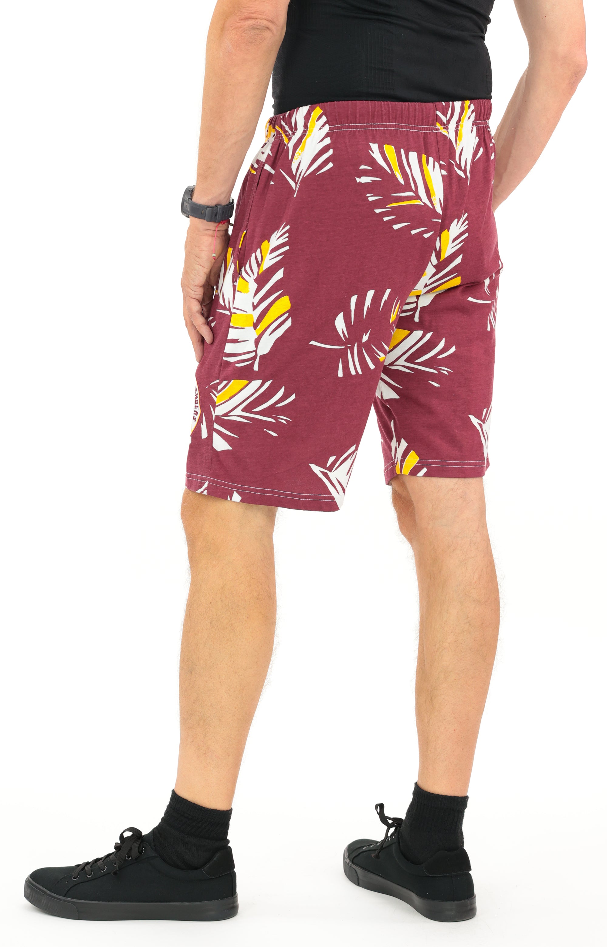 Zubaz NFL Adult Unisex Z88 Embroidered Leaf 3 Team Color Shorts, Washington Commanders