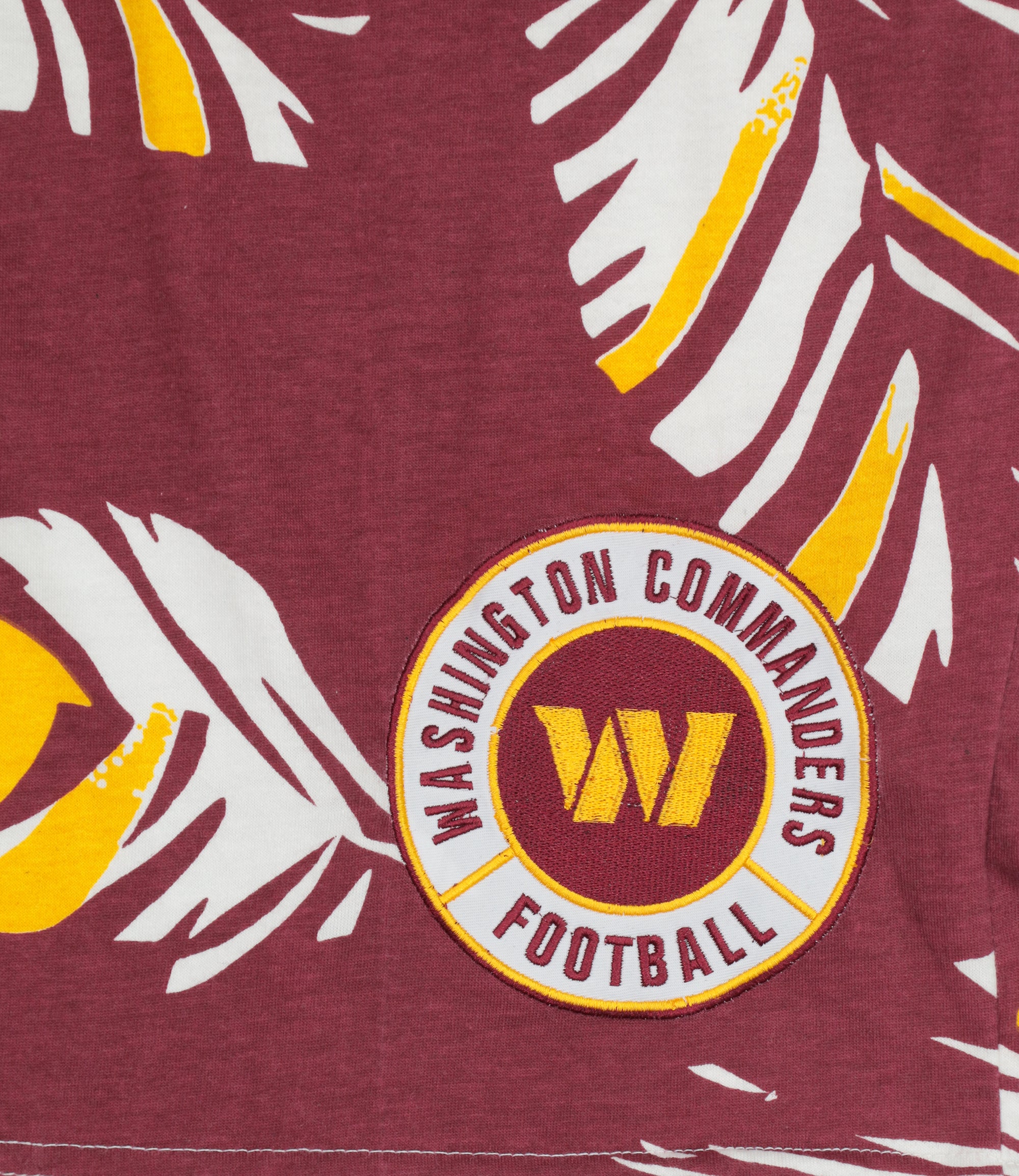 Zubaz NFL Adult Unisex Z88 Embroidered Leaf 3 Team Color Shorts, Washington Commanders