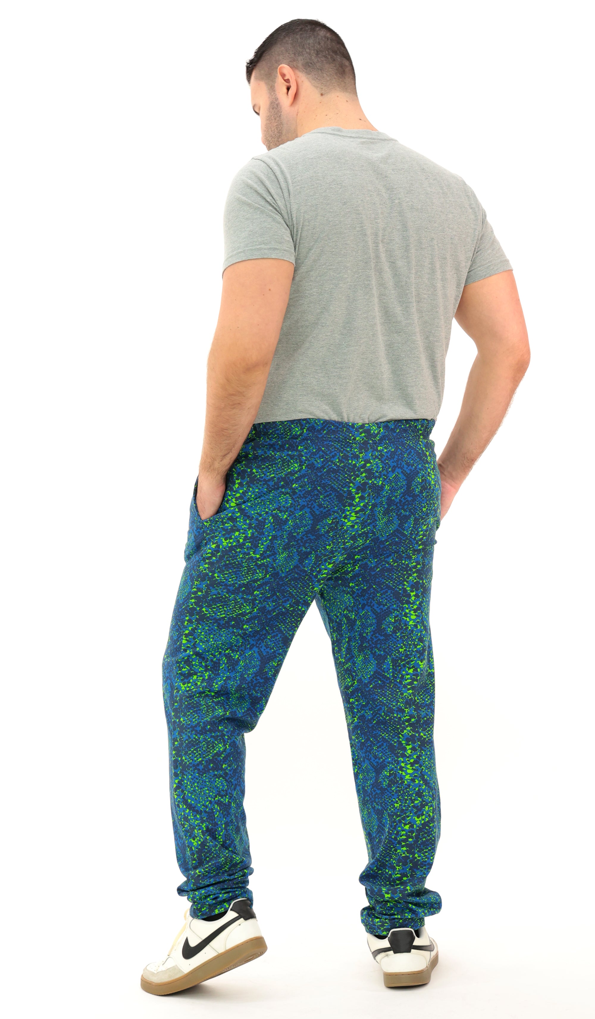 Zubaz NFL Adult Unisex for Men and Women Z88 Embroidered Post Pattern Pants, Seattle Seahawks