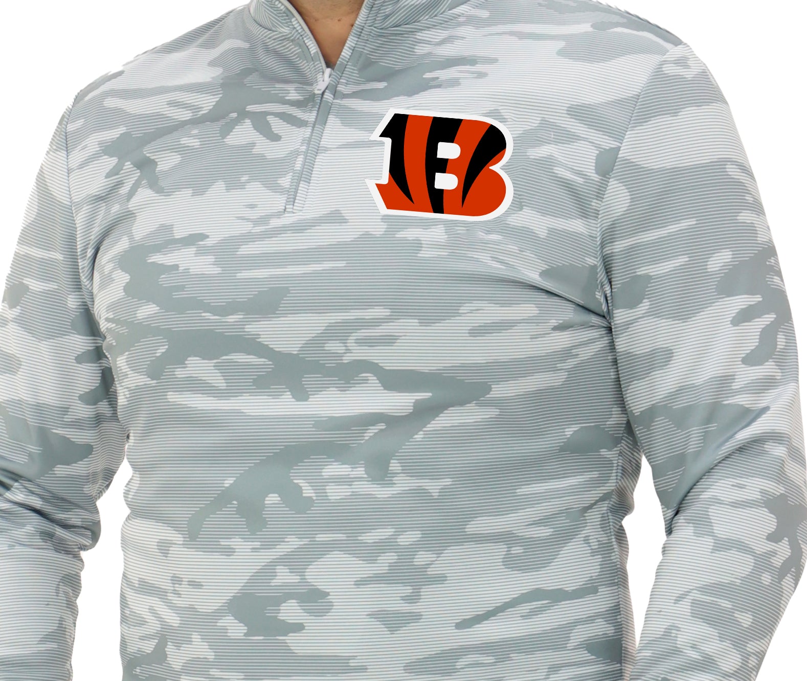 Zubaz NFL   Men's Tonal Camo Line 1/4 Zip, CINCINNATI BENGALS