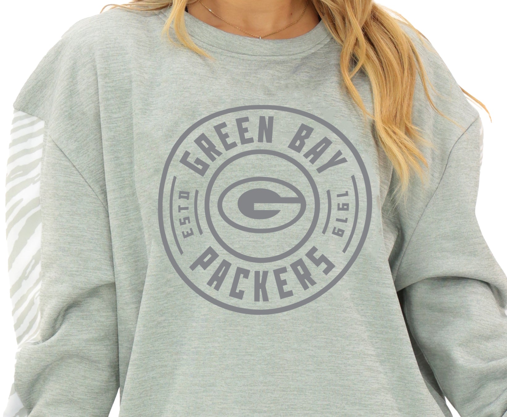 Zubaz NFL   Women's Offense 2 Color Tonal Zebra Arm Panels Crewneck with Pockets, GREEN BAY PACKERS