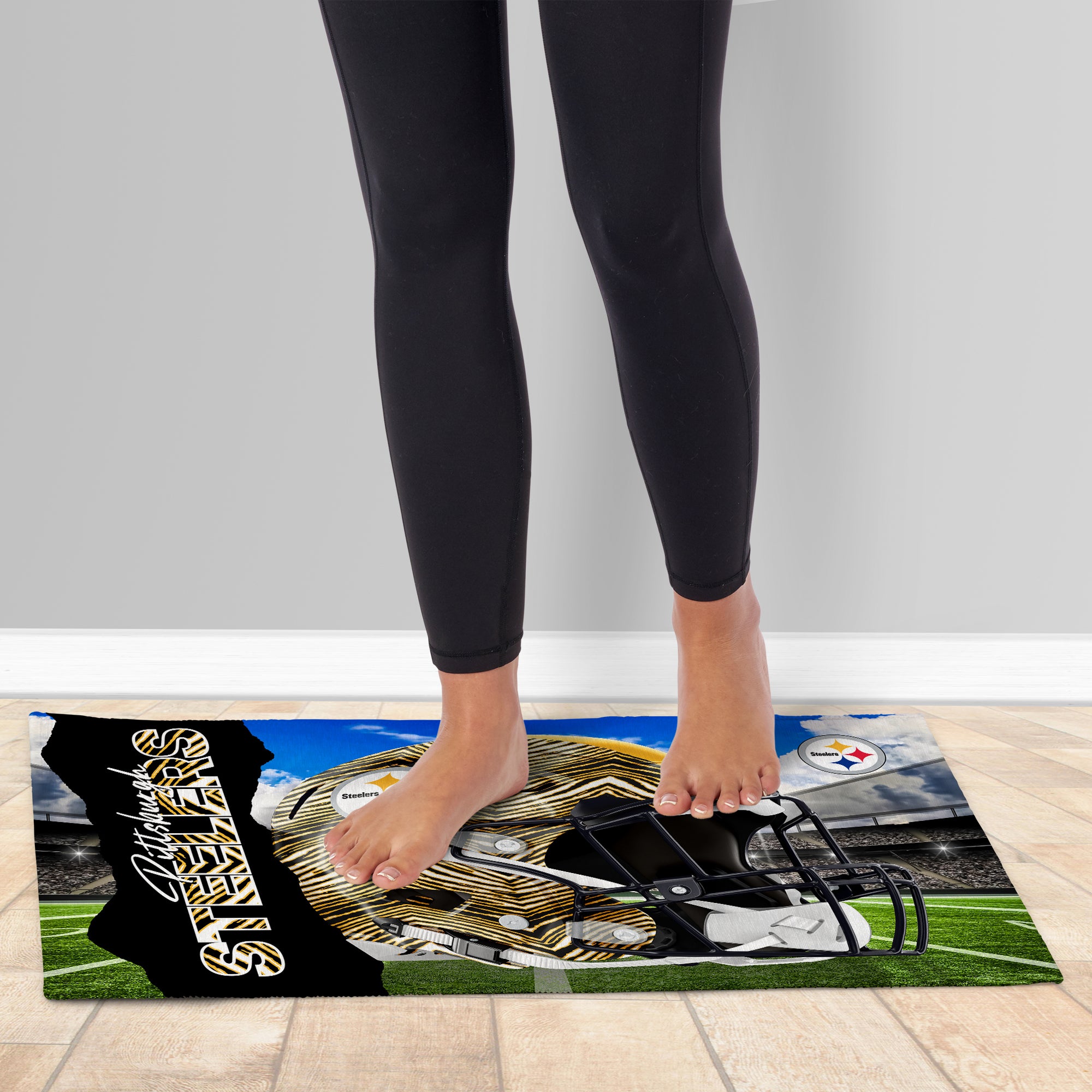 Zubaz X Northwest 20X32 WASHABLE RUG ZUBAZ - STEELERS
