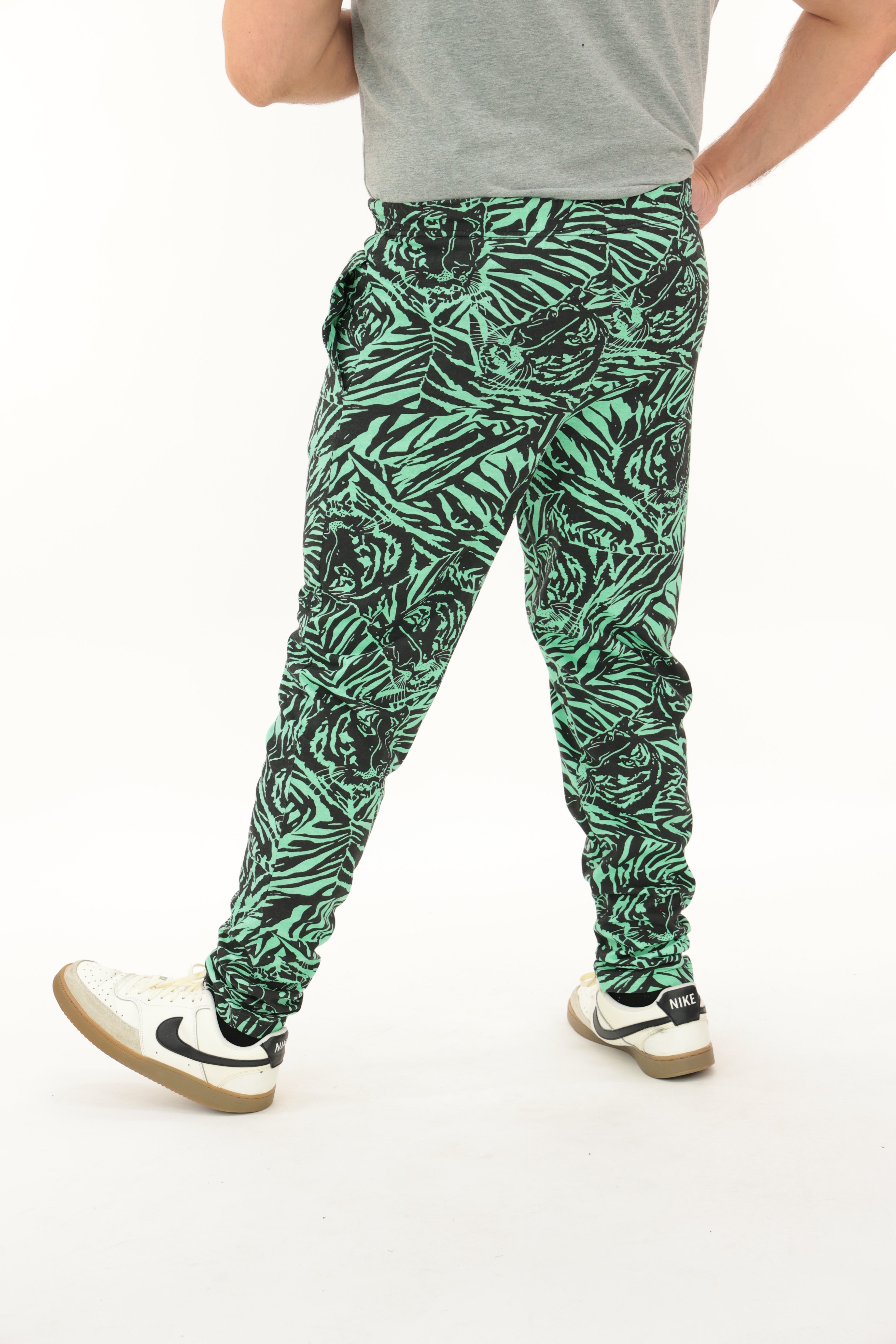 Zubaz Youth Unisex Z88 Tiger Pant, MINT/BLACK