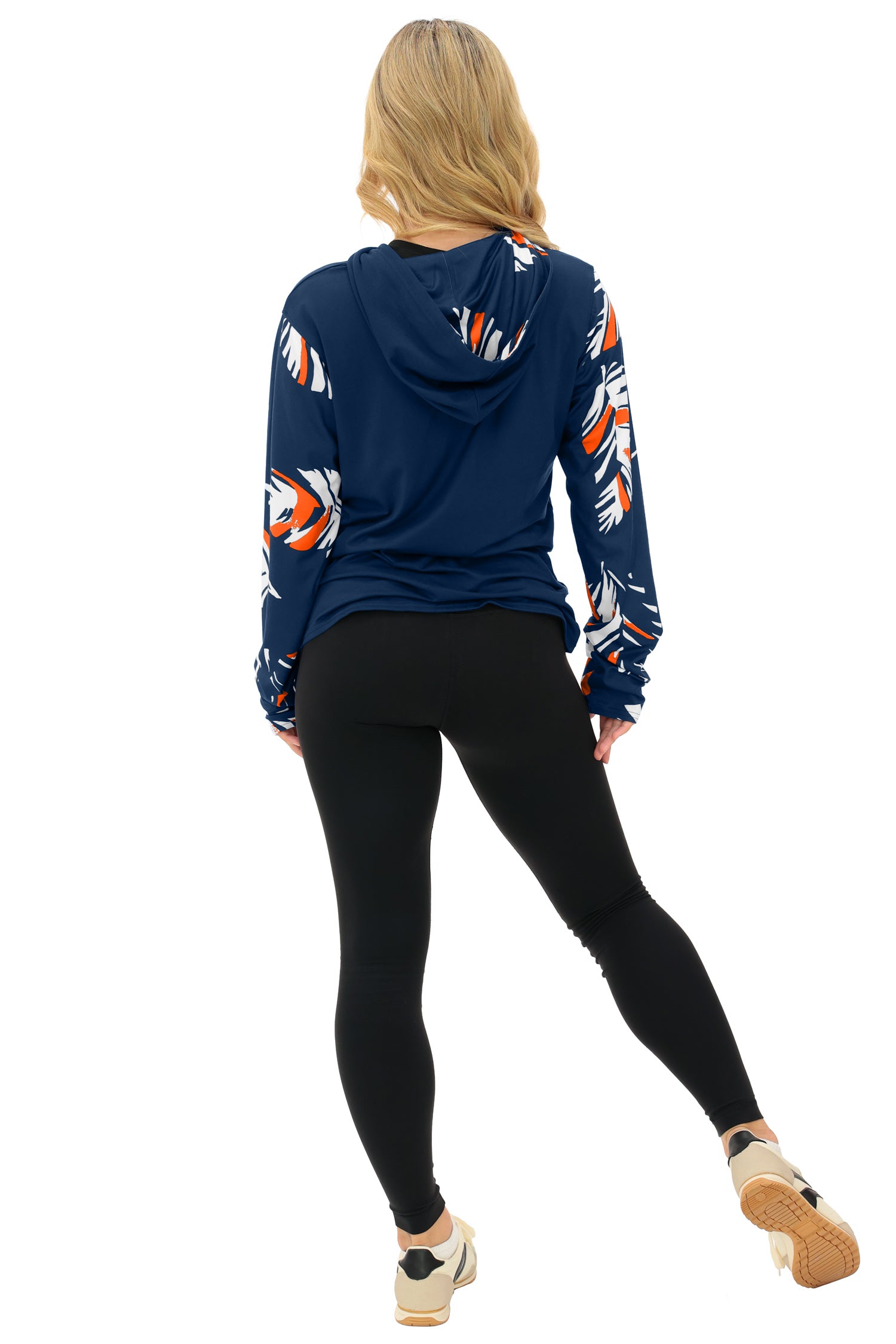 Zubaz NFL  WOMEN Casual Script Leaf Accent Lightweight Hoodie, CHICAGO BEARS