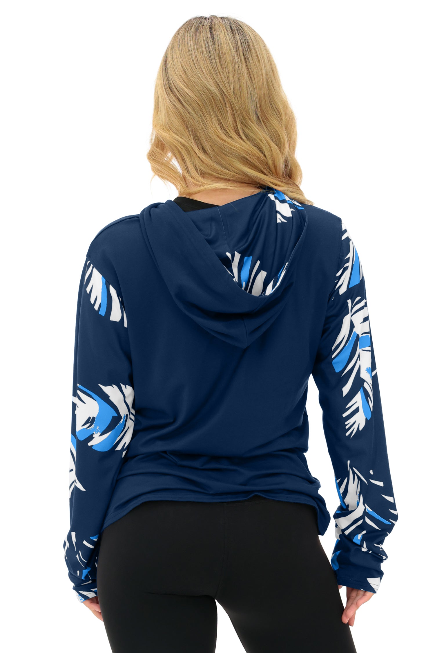 Zubaz NFL  WOMEN Casual Script Leaf Accent Lightweight Hoodie, TENNESSEE TITANS
