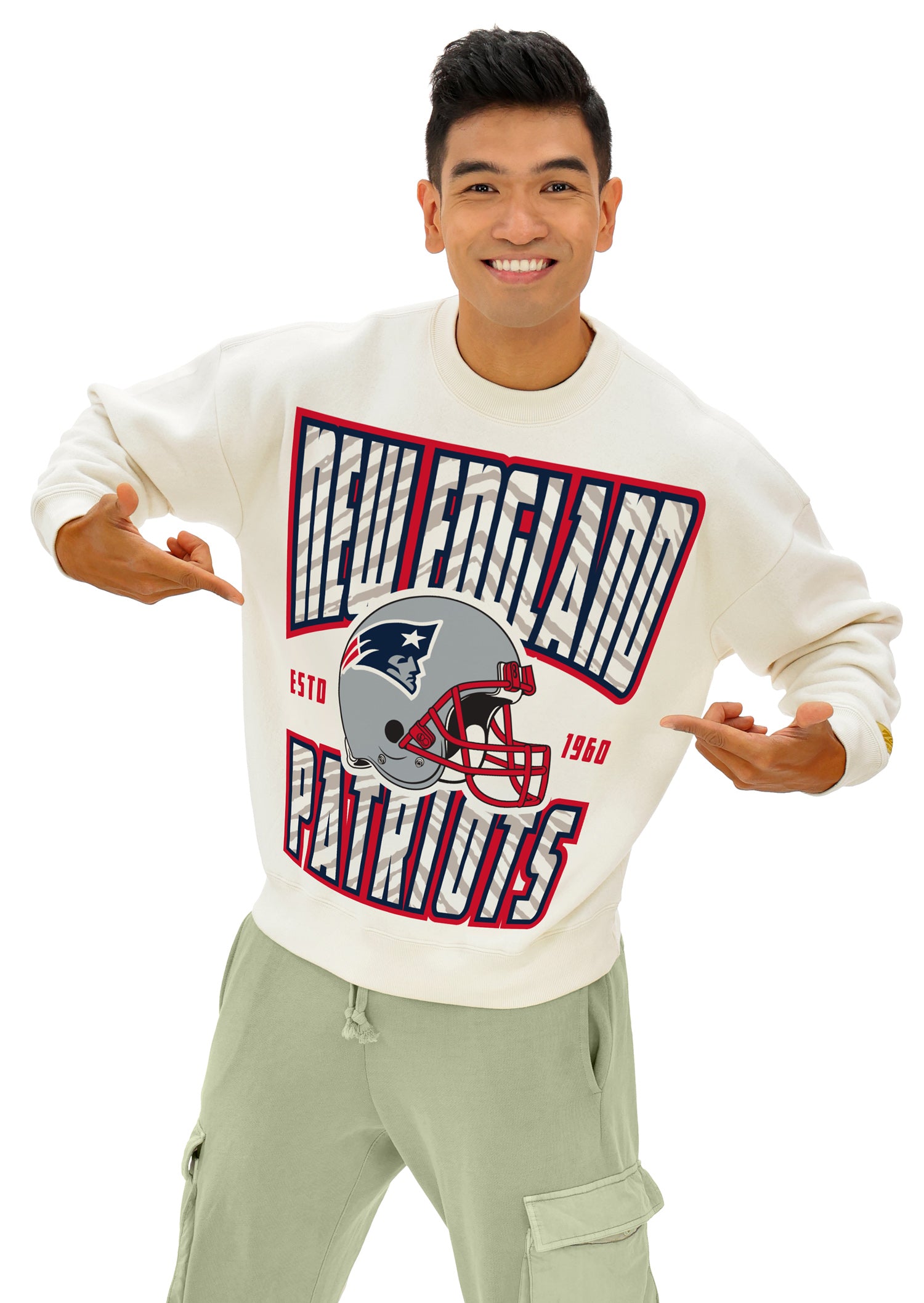 Zubaz NFL  UNISEX 90s Helmet Drop Shoulder Crewneck -Off White, NEW ENGLAND PATRIOTS