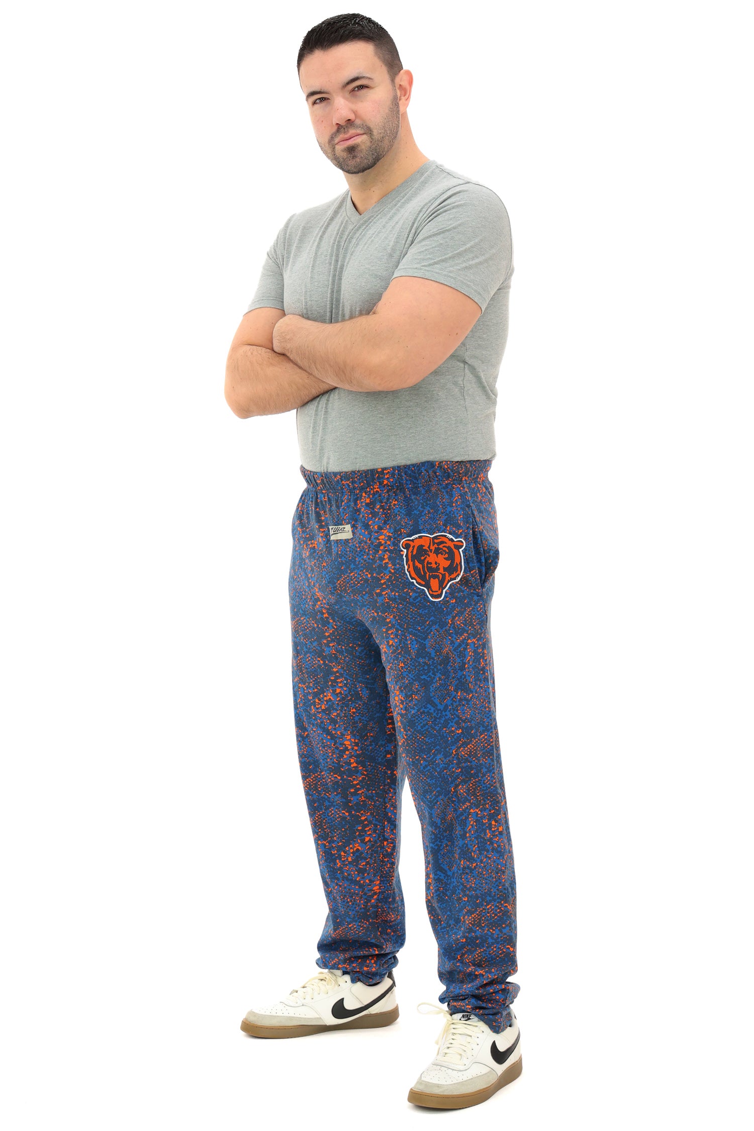 Zubaz NFL Adult Unisex Z88 Embroidered Post Pattern Pant, Chicago Bears, X-Small