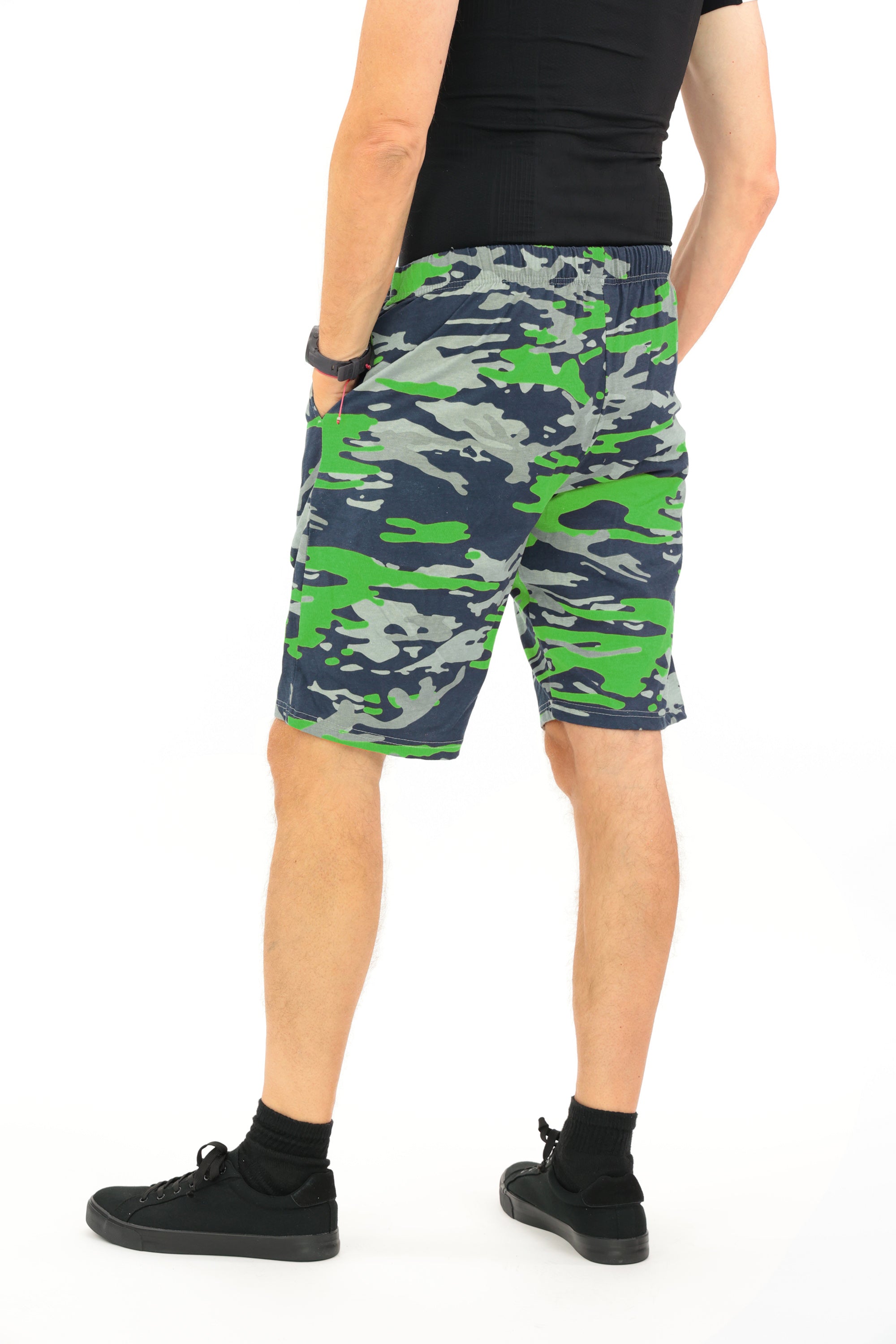 Zubaz NFL Adult Unisex Z88 Embroidered Alt Camo Shorts, Seattle Seahawks
