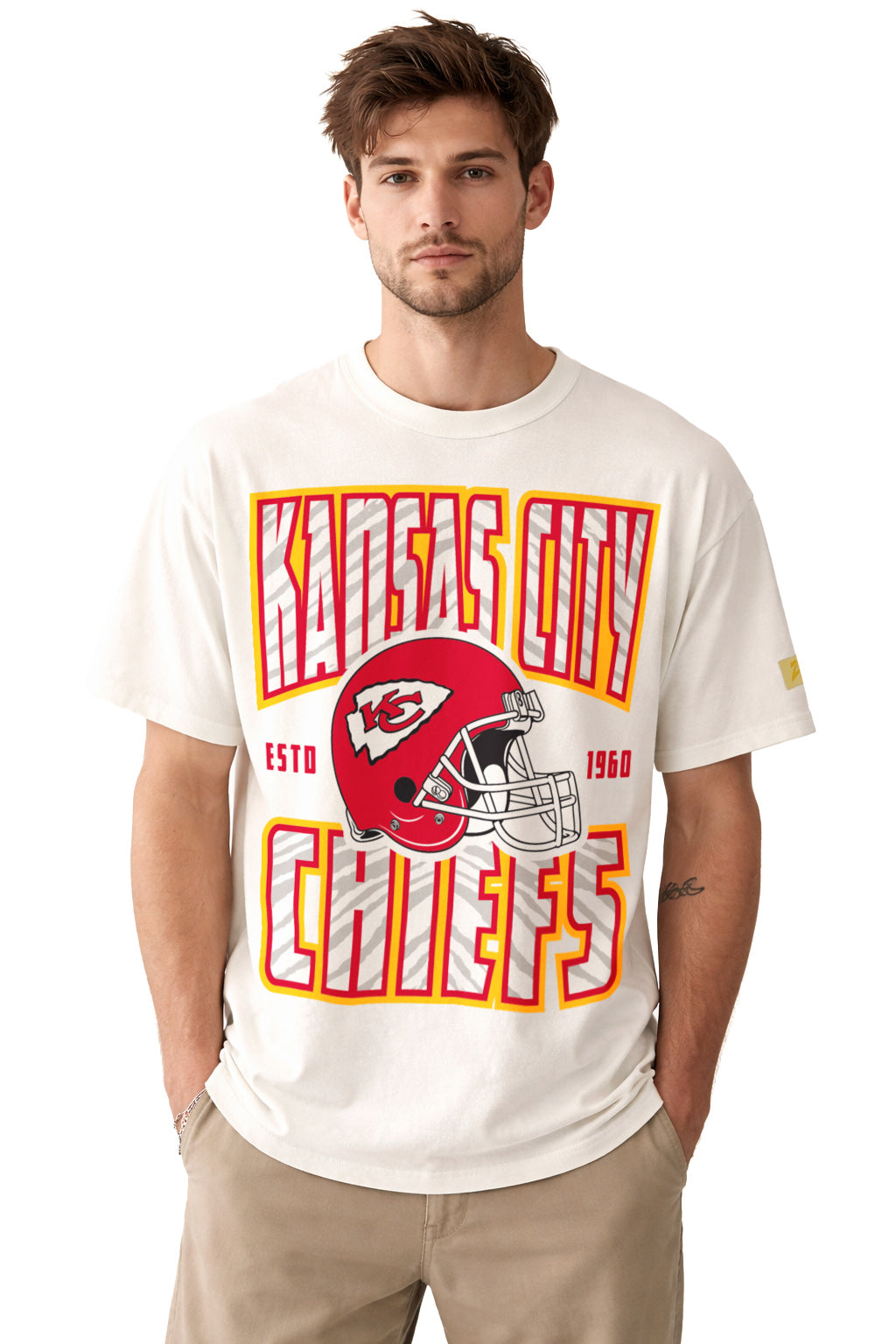 Zubaz NFL 90s SS Tee- Helmet-Off White, KANSAS CITY CHIEFS