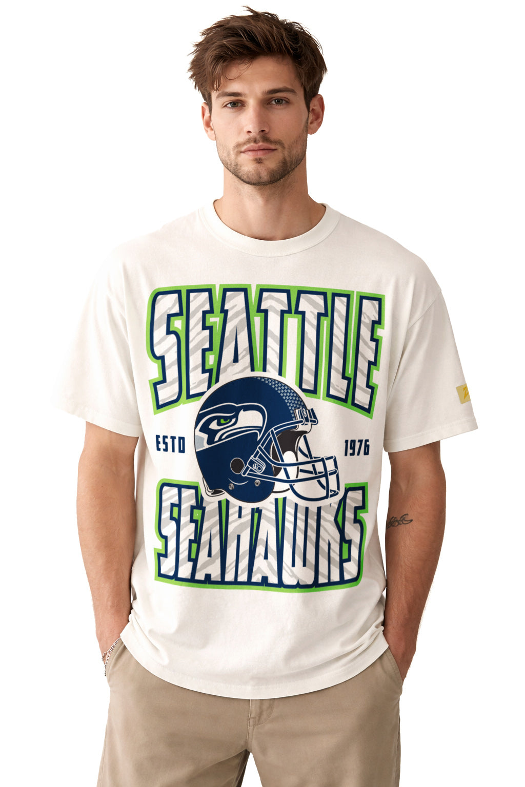 Zubaz NFL 90s SS Tee- Helmet-Off White, SEATTLE SEAHAWKS