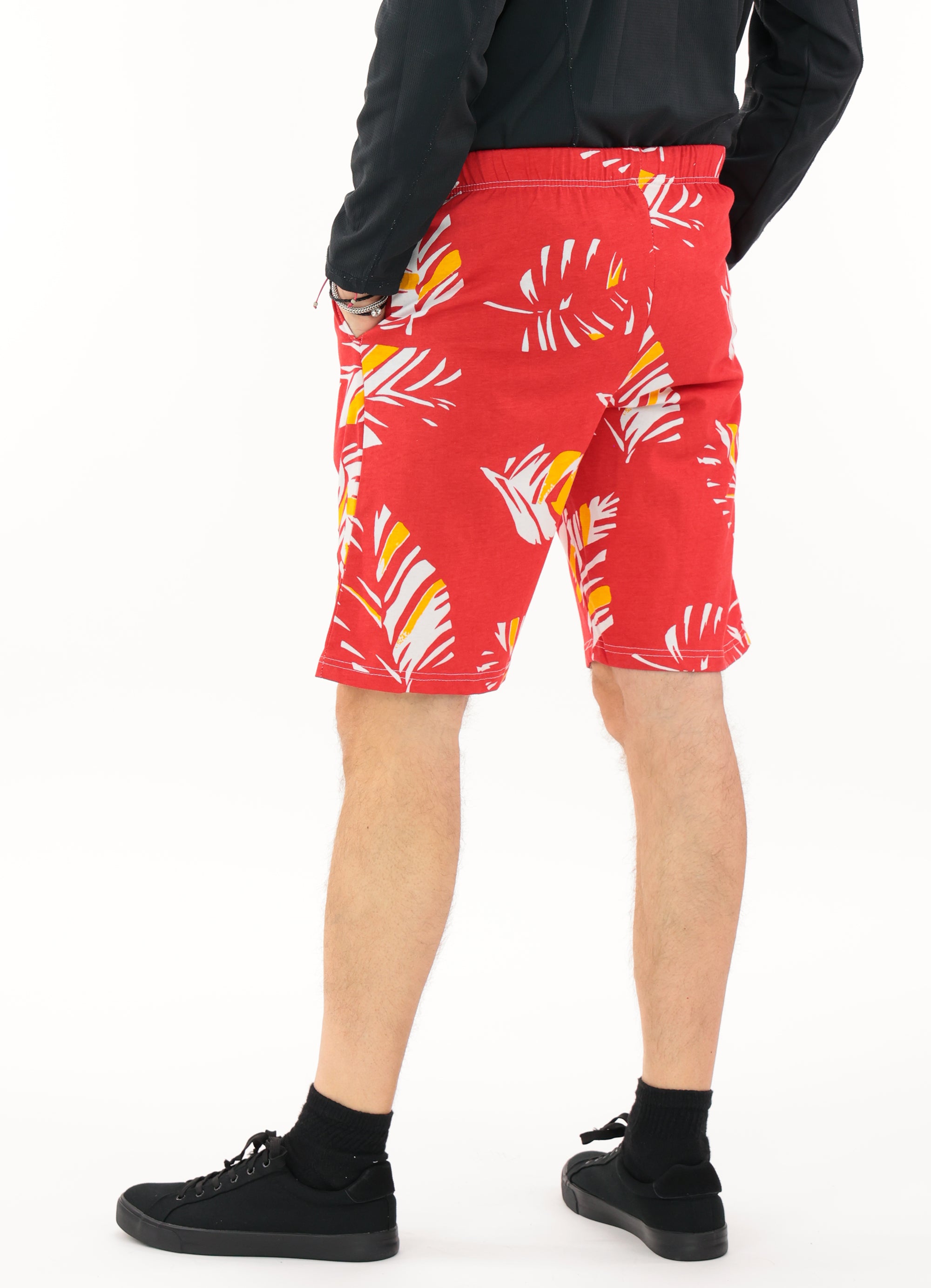 Zubaz NFL Adult Unisex Z88 Embroidered Leaf 3 Team Color Shorts, Kansas City Chiefs