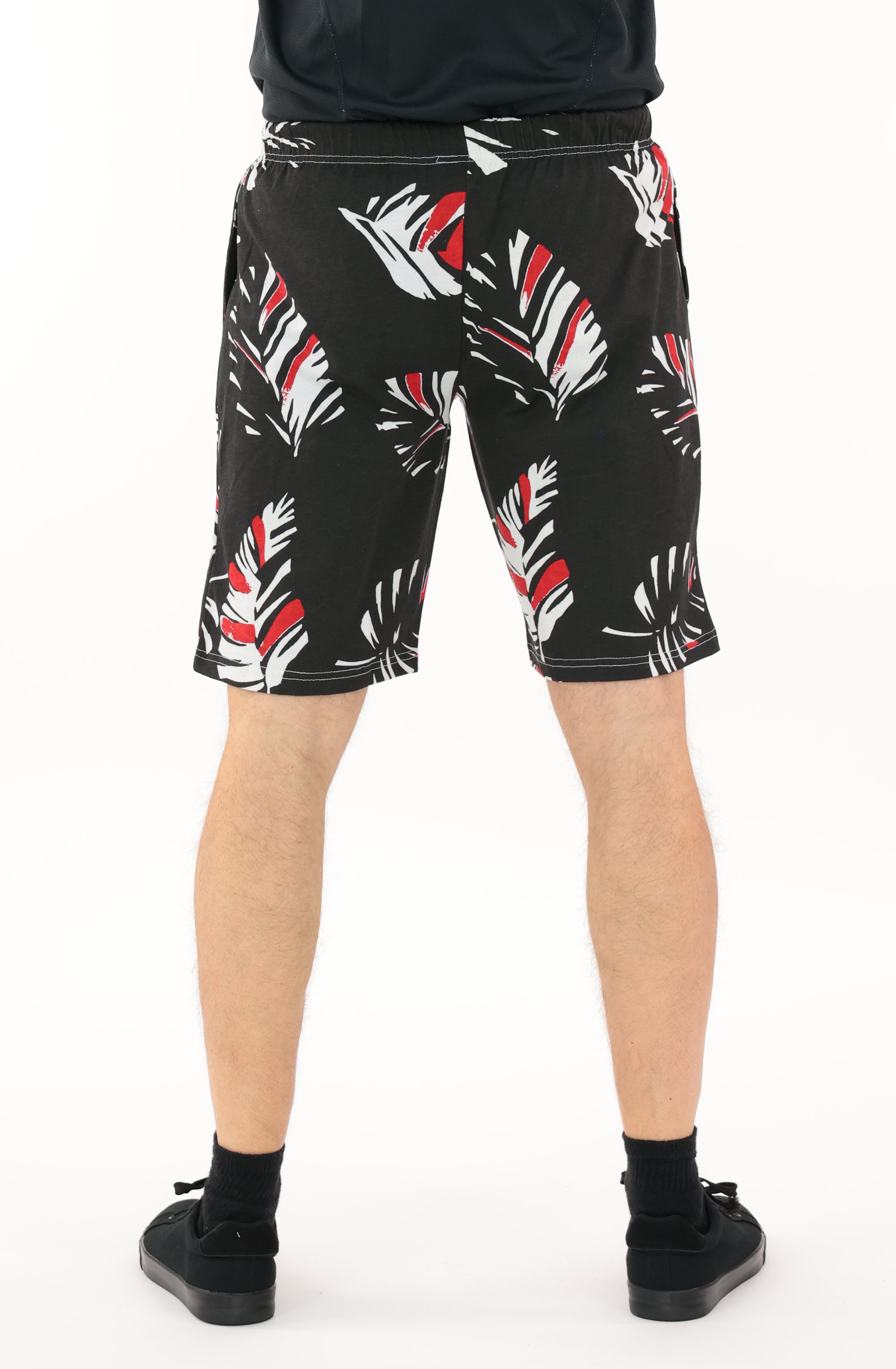 Zubaz NFL Adult Unisex Z88 Embroidered Leaf 3 Team Color Shorts, Tampa Bay Buccaneers