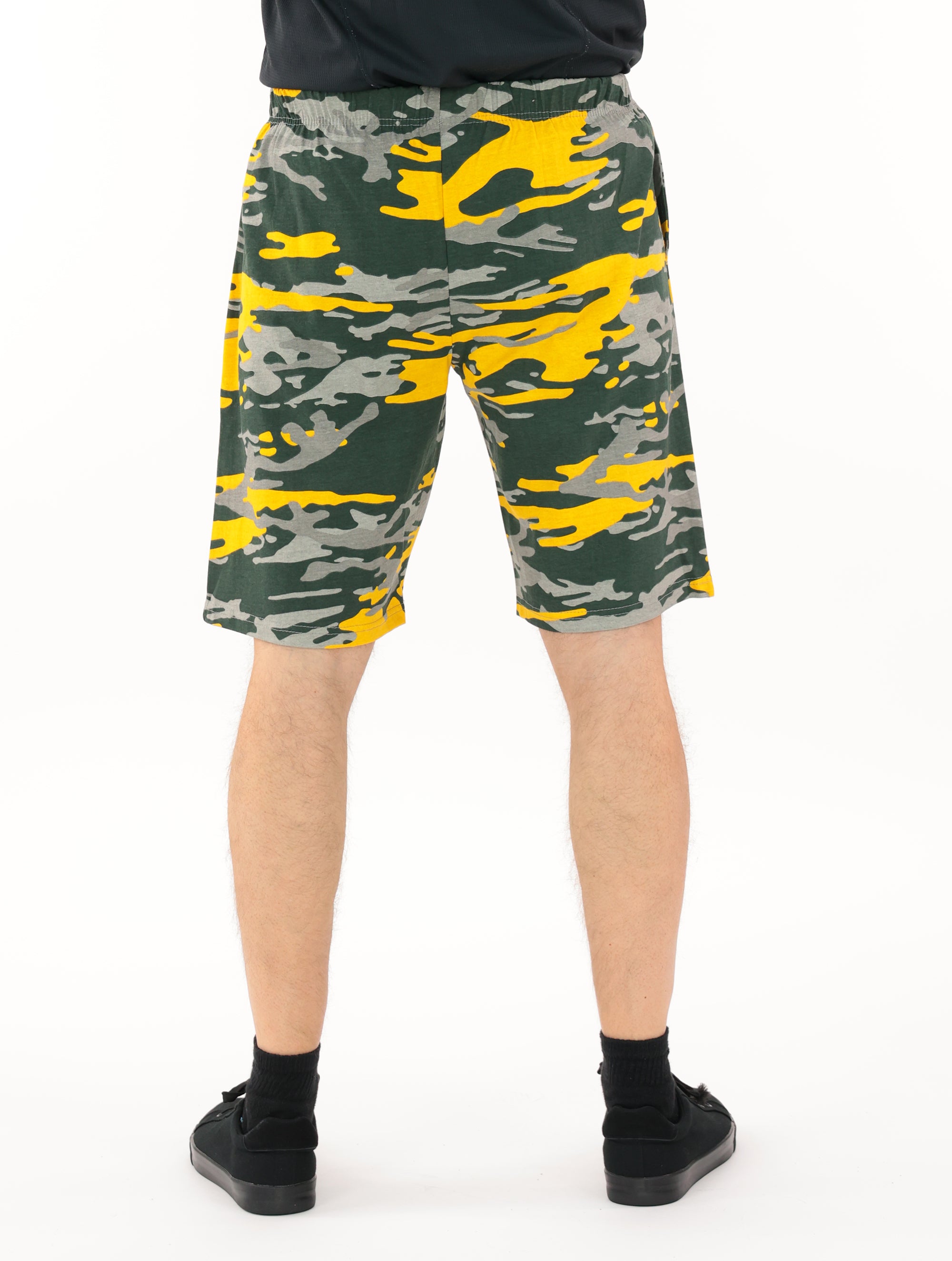 Zubaz NFL Adult Unisex Z88 Embroidered Alt Camo Shorts, Green Bay Packers