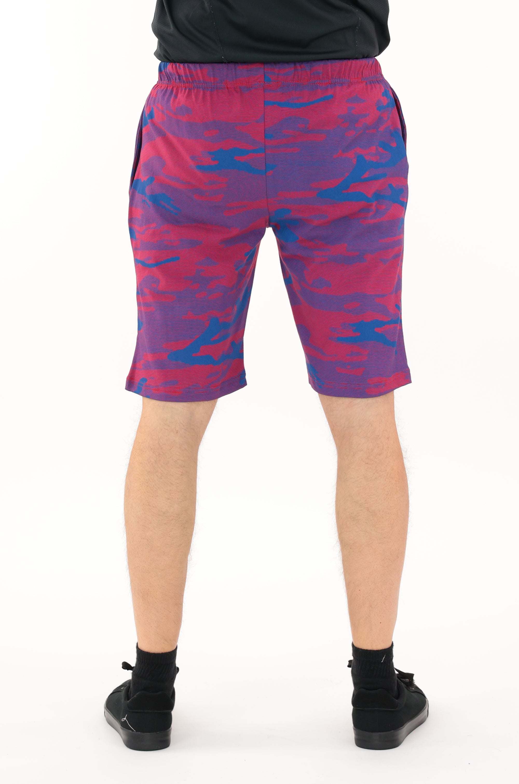 Zubaz NFL Adult Unisex Z88 Camo Lines Shorts, New York Giants