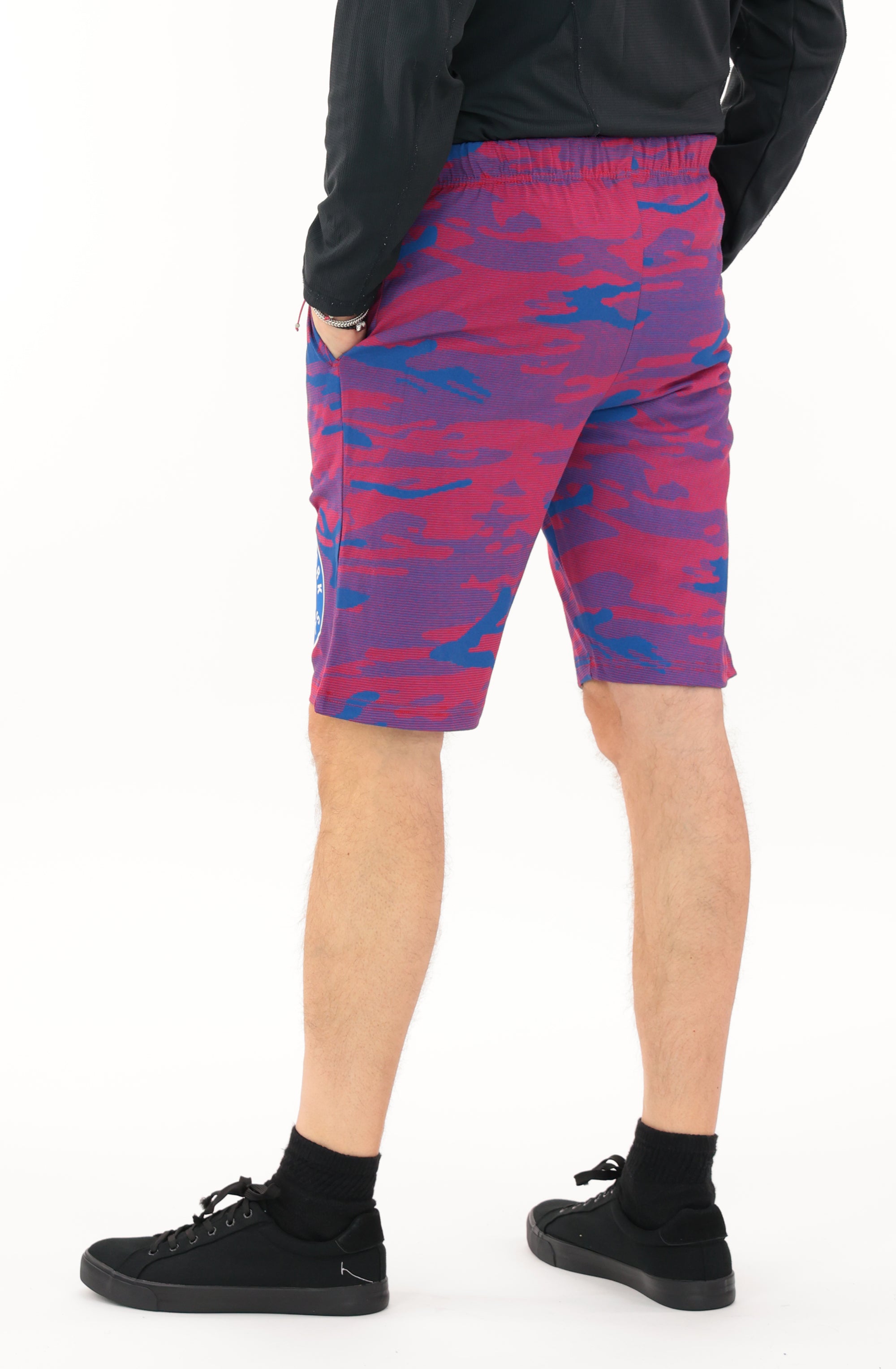Zubaz NFL Adult Unisex Z88 Camo Lines Shorts, New York Giants