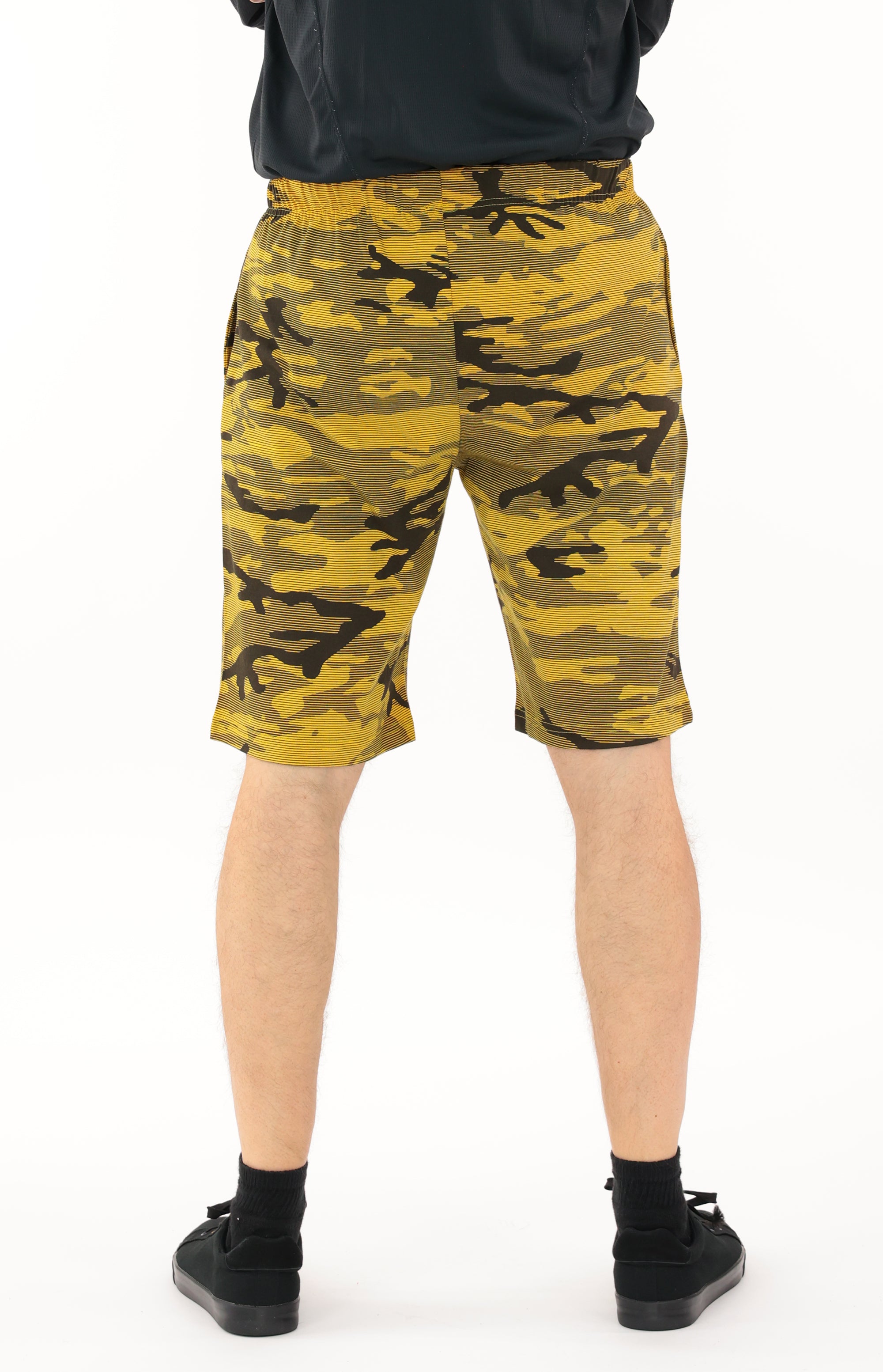 Zubaz NFL Adult Unisex Z88 Camo Lines Shorts, Pittsburgh Steelers