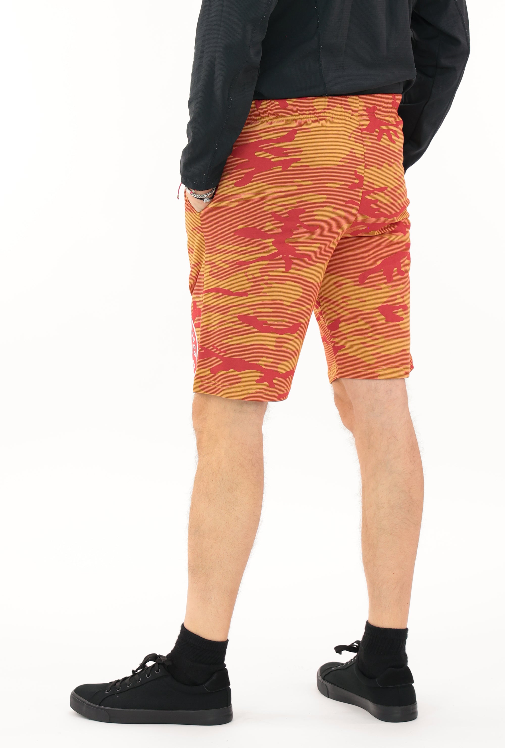 Zubaz NFL Adult Unisex Z88 Camo Lines Shorts, San Francisco 49ers