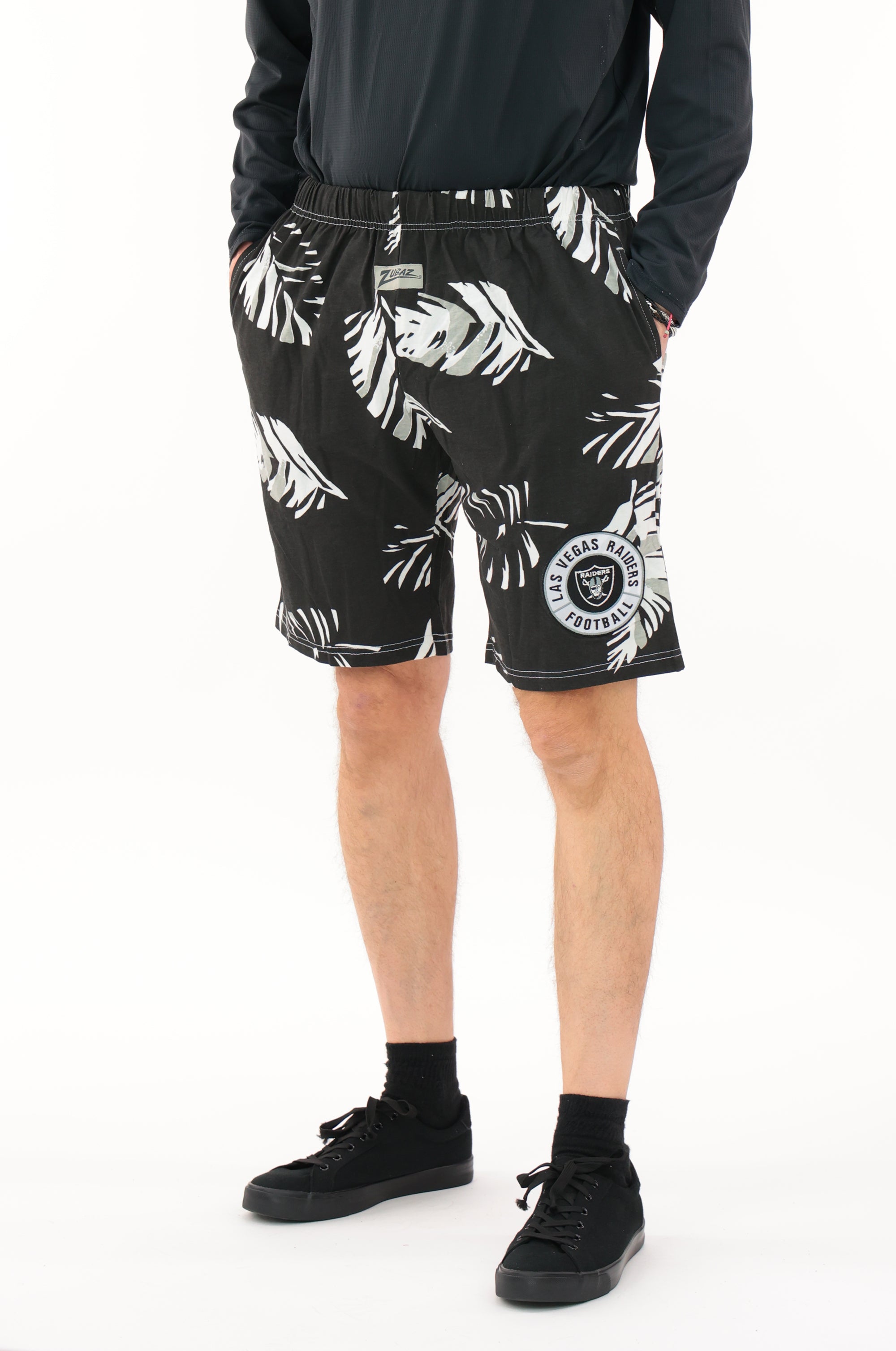 Zubaz NFL Adult Unisex Z88 Embroidered Leaf 3 Team Color Shorts, Las Vegas Raiders