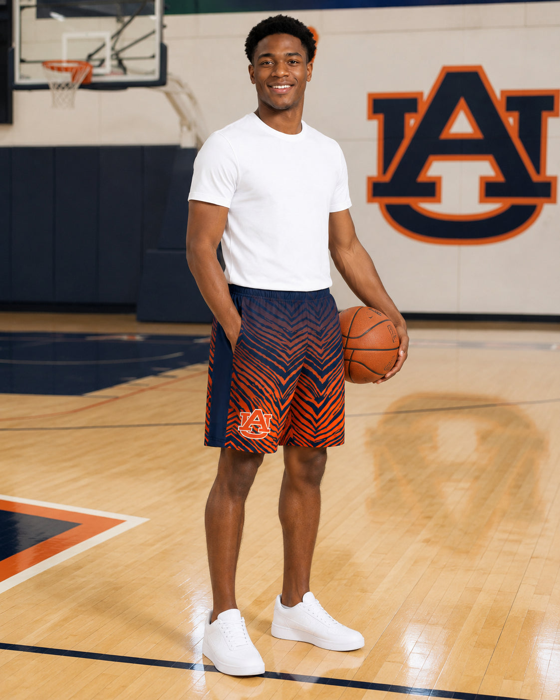 Zubaz NCAA Auburn Tigers Men's 7-Inch Fade Primary Stacked Text Shorts