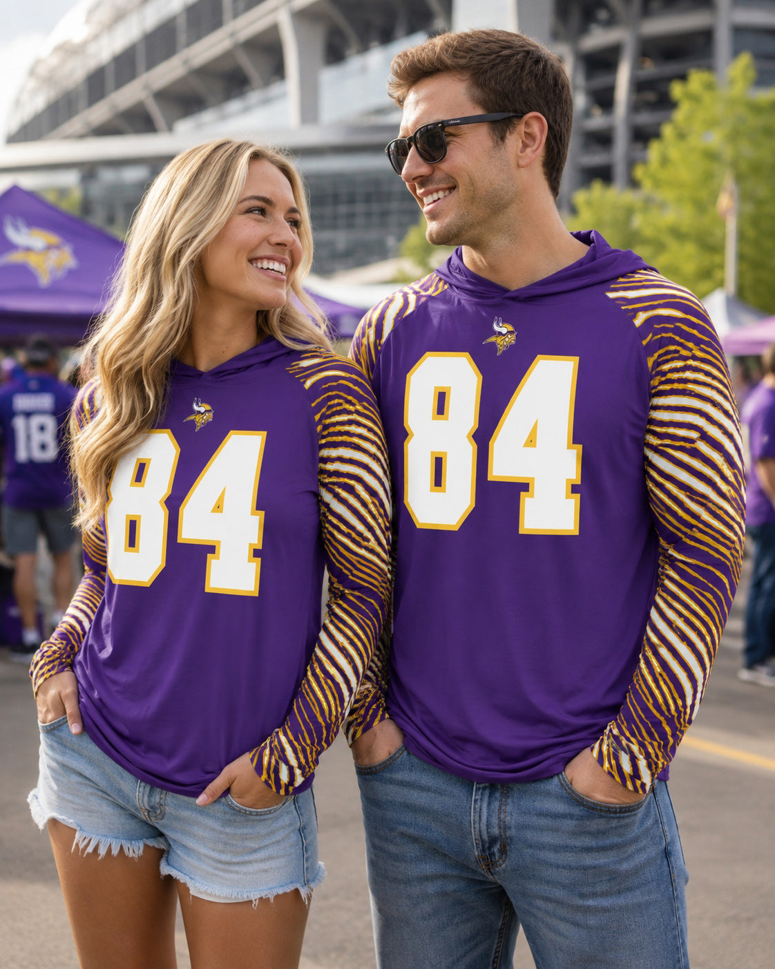 Zubaz NFL Legends Randy Moss Minnesota Vikings Men's Legends Zebra Lightweight Hooded Tee