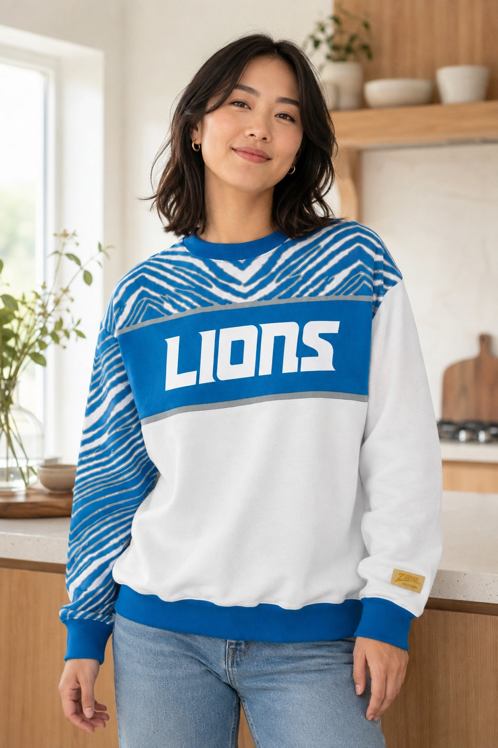 Zubaz NFL Men's & Women's 90s Strong Arm Crew, Detroit Lions