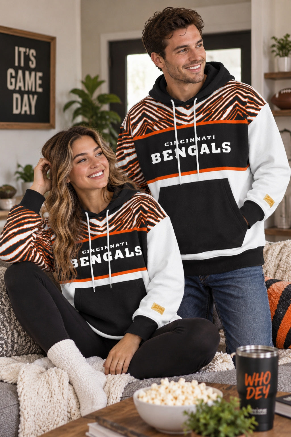 Zubaz NFL Men's & Women's 90s Strong Arm Hoodie, Cincinnati Bengals