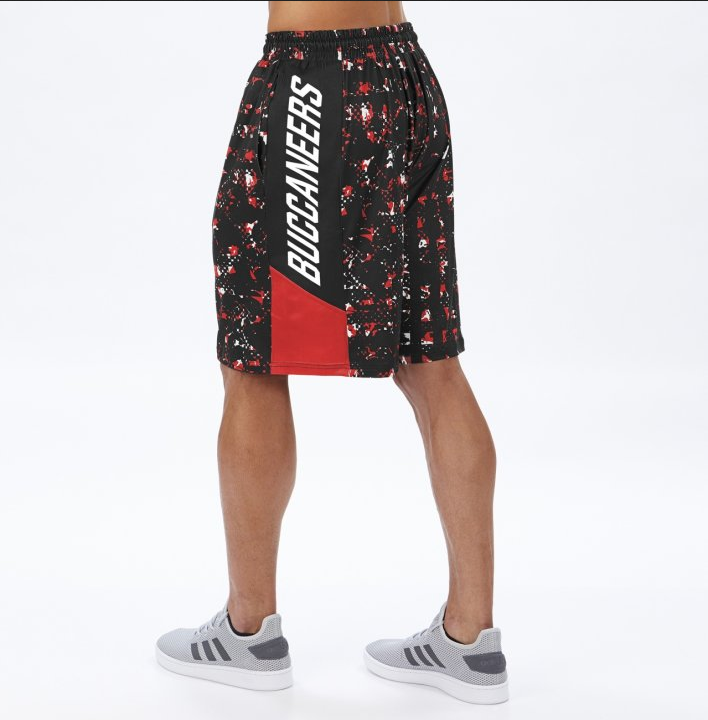 Zubaz NFL Men's Tampa Bay Buccaneers Color Grid Shorts