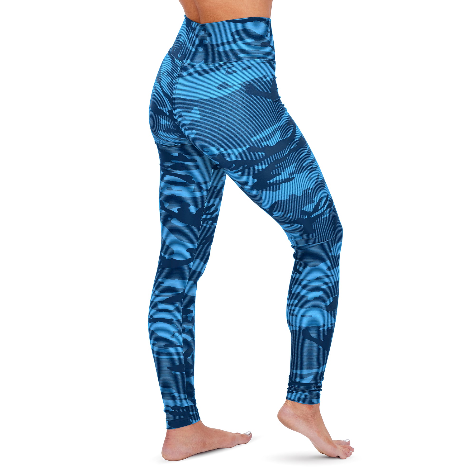 Zubaz NFL Women's Tennessee Titans Marled Camo Lines Leggings