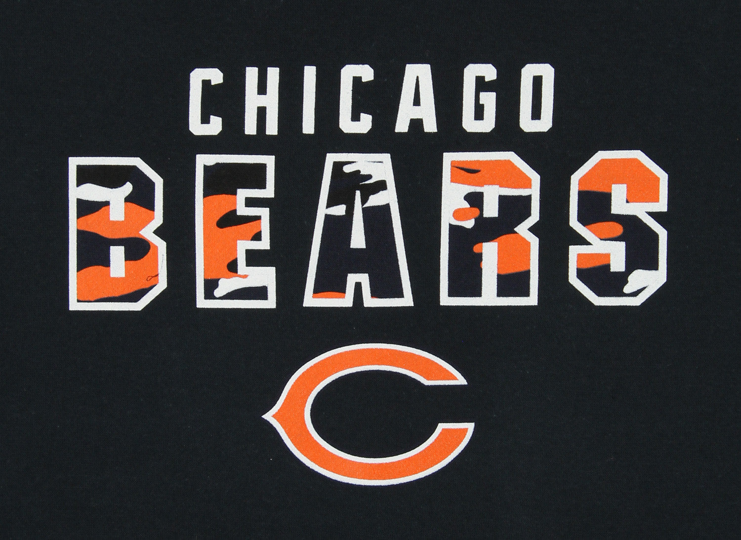 Zubaz NFL Men's Chicago Bears Camo Block Logo Hoodie