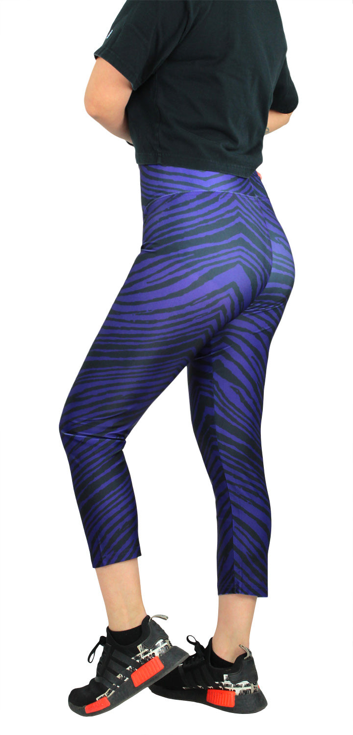 Zubaz NFL Women's BALTIMORE RAVENS BLACK/ORCHID 2-COLOR ZEBRA CAPRI LEGGING Large